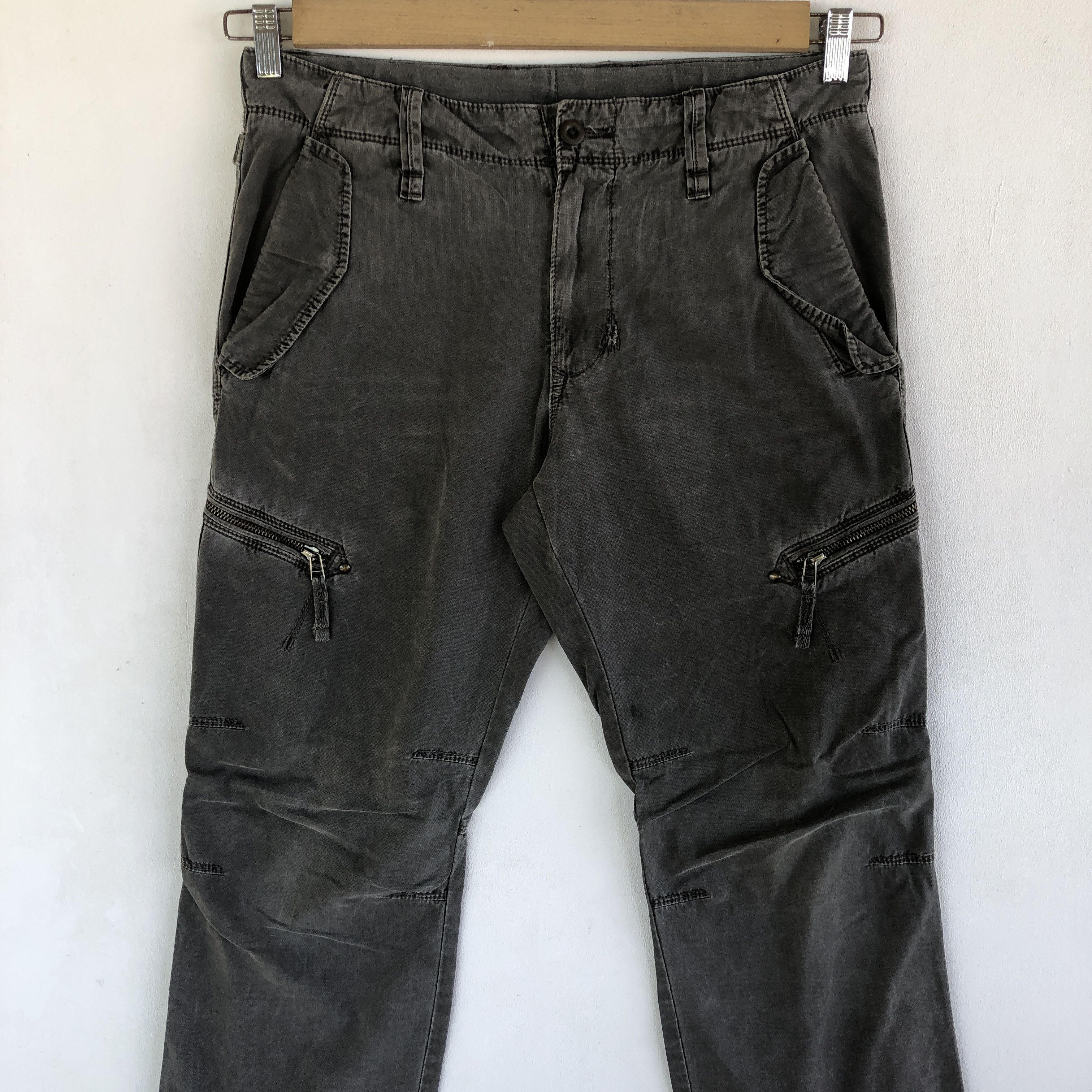 Japanese Brand Japanese Cargo Pants Multi Pockets Fatigue Utility Trousers Size US 32 / EU 48 - 3 Thumbnail