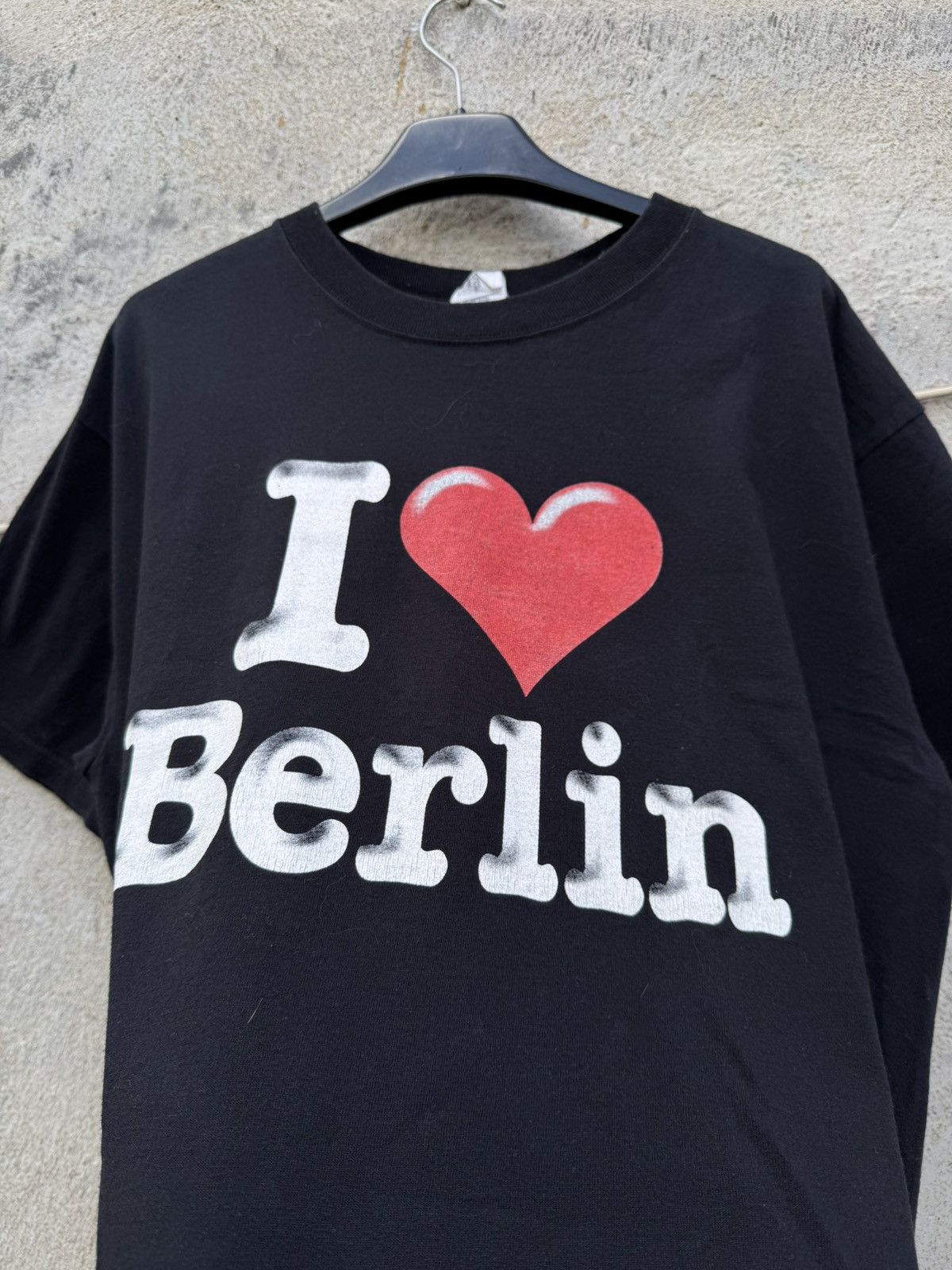 Japanese Brand Y2K I love Berlin Black Tshirt SWAG DRAIN GRUNGE Japanese Size US L / EU 52-54 / 3 - 2 Thumbnail