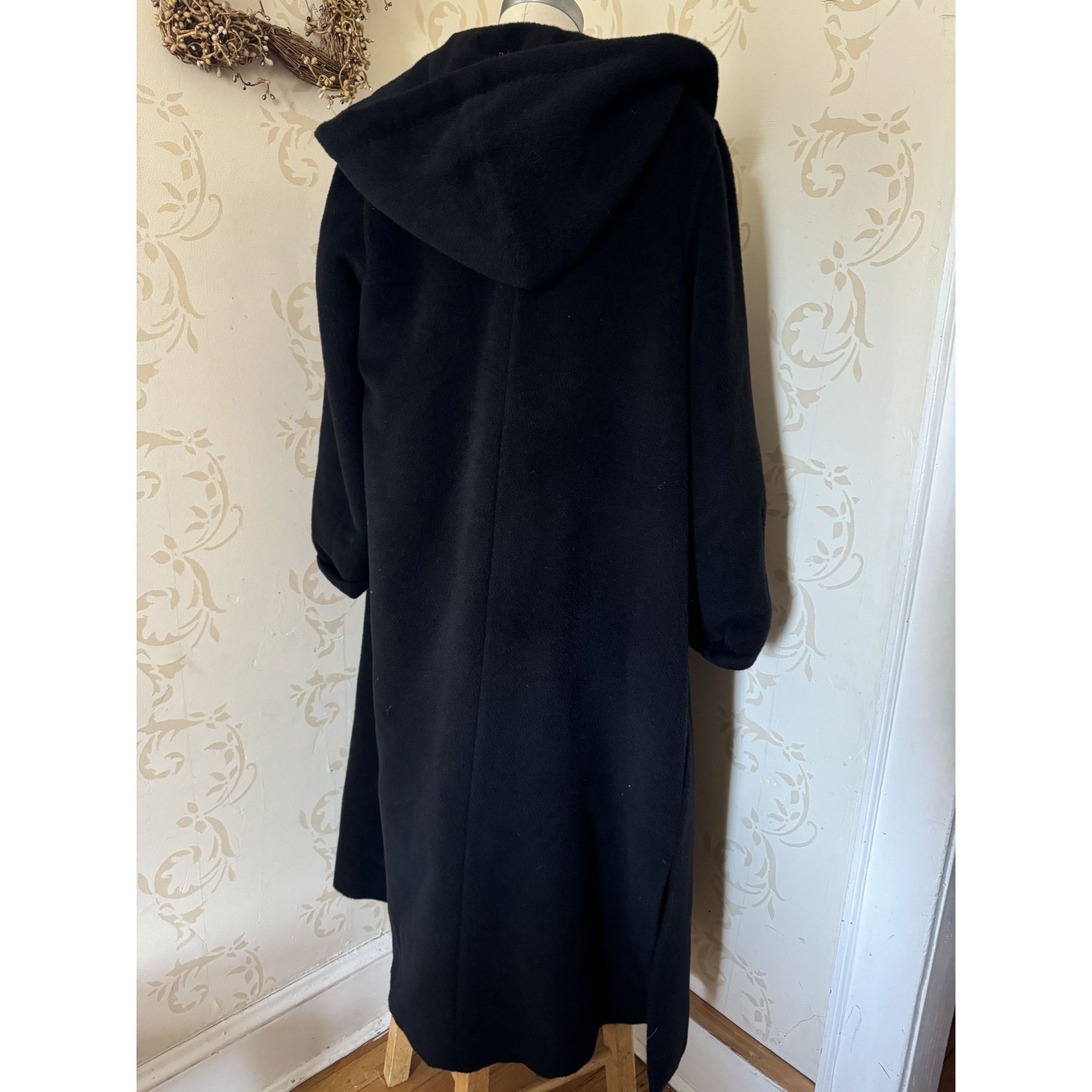 Cinzia Rocca Ladies Size 10 Italy Cinzia Rocca Baby Alpaca Maxi Hoodie Be Size L / US 10 / IT 46 - 4 Thumbnail