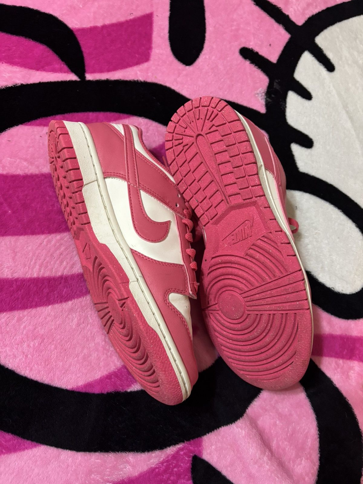 Nike Hot Pink Nike Dunks Size US 7.5 / IT 37.5 - 3 Thumbnail