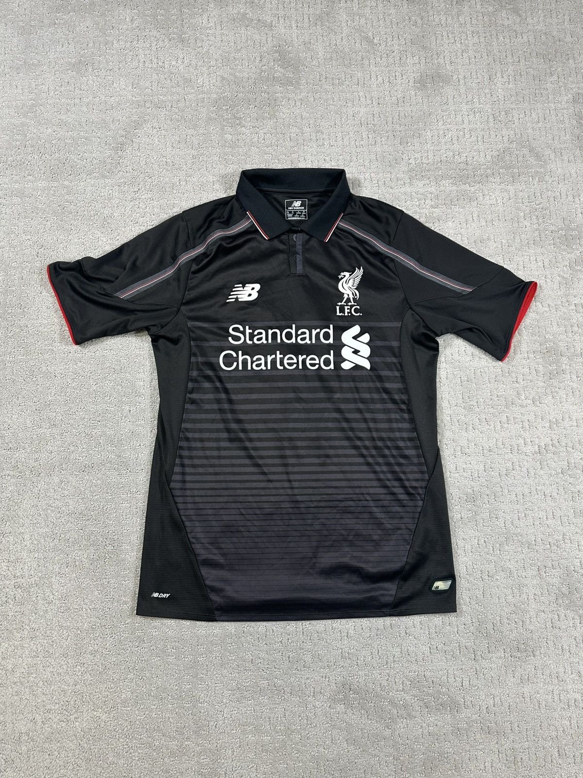 New Balance LIVERPOOL 2015 2016 THIRD SHIRT FOOTBALL SOCCER JERSEY Small Size US S / EU 44-46 / 1 - 1 Thumbnail