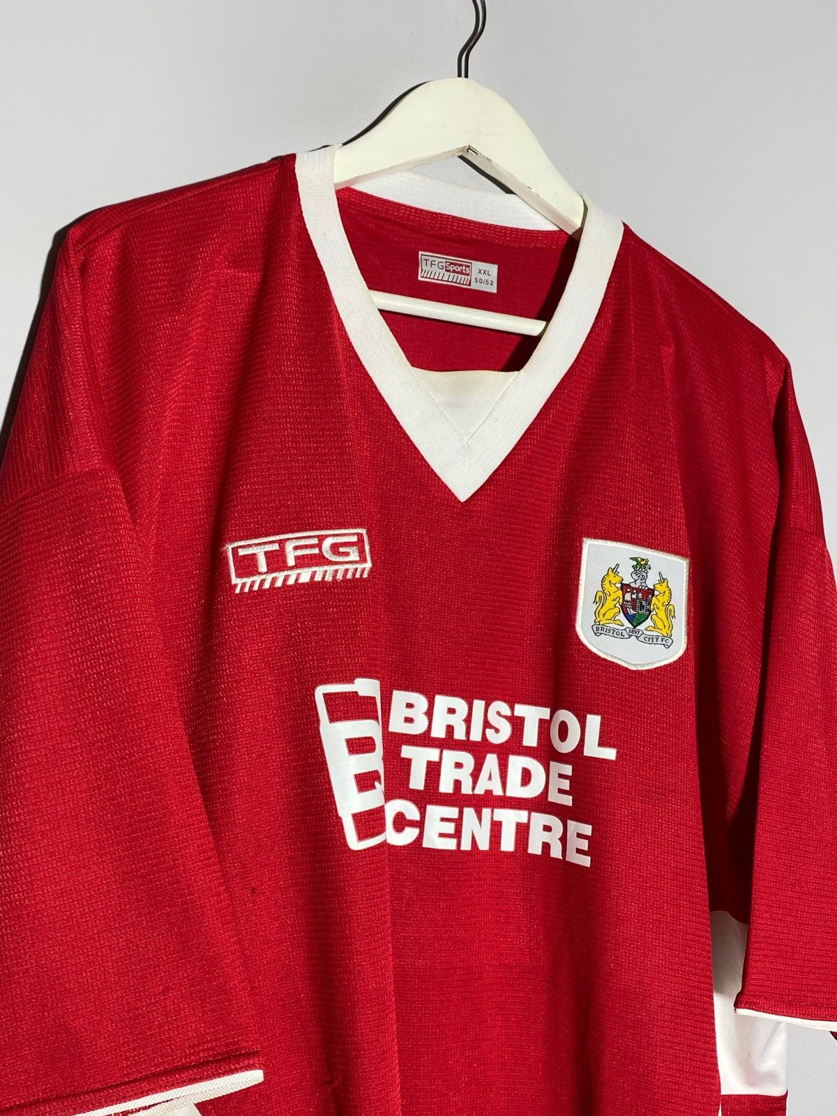 Vintage Vintage Bristol City 2005/06 Home Football Shirt Size US XXL / EU 58 / 5 - 6 Thumbnail