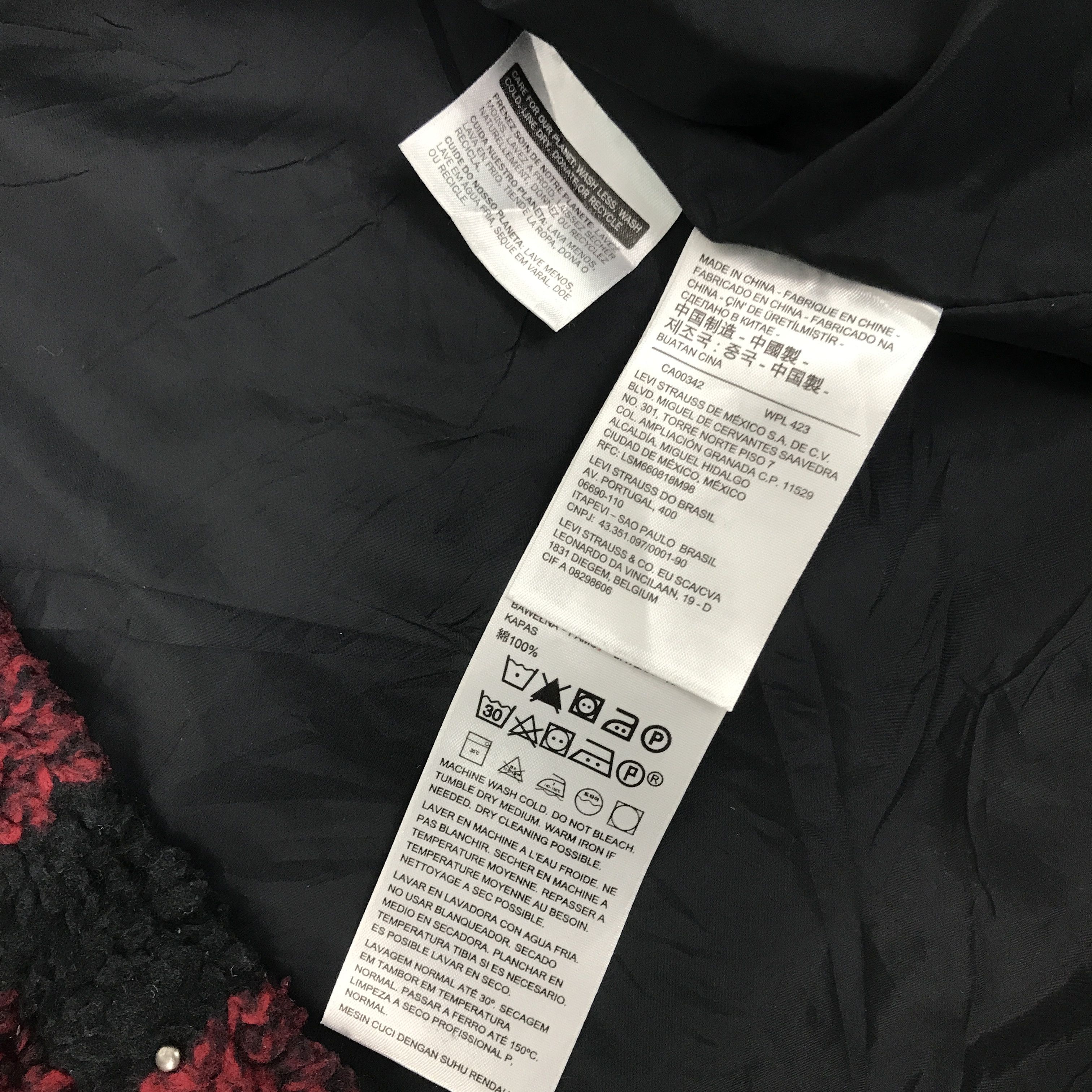 Japanese Brand × Levi's Rare Levis fleece snap button red flannel design jacket Size US S / EU 44-46 / 1 - 9 Thumbnail