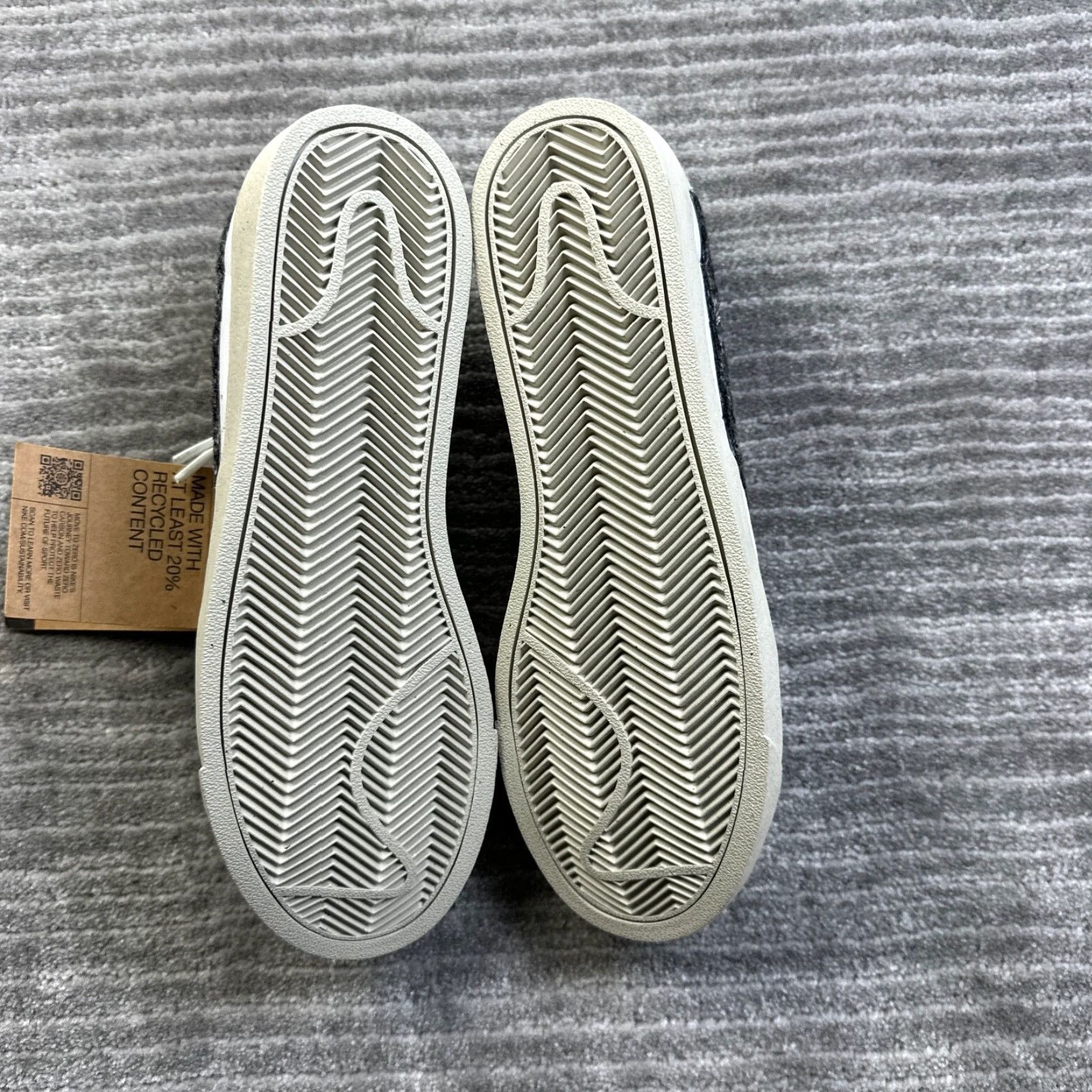 Nike Nike Blazer Low SE Shoe Womens 6 White Black 2021 Recycled Wool Pack Size M / US 6-8 / IT 42-44 - 7 Thumbnail