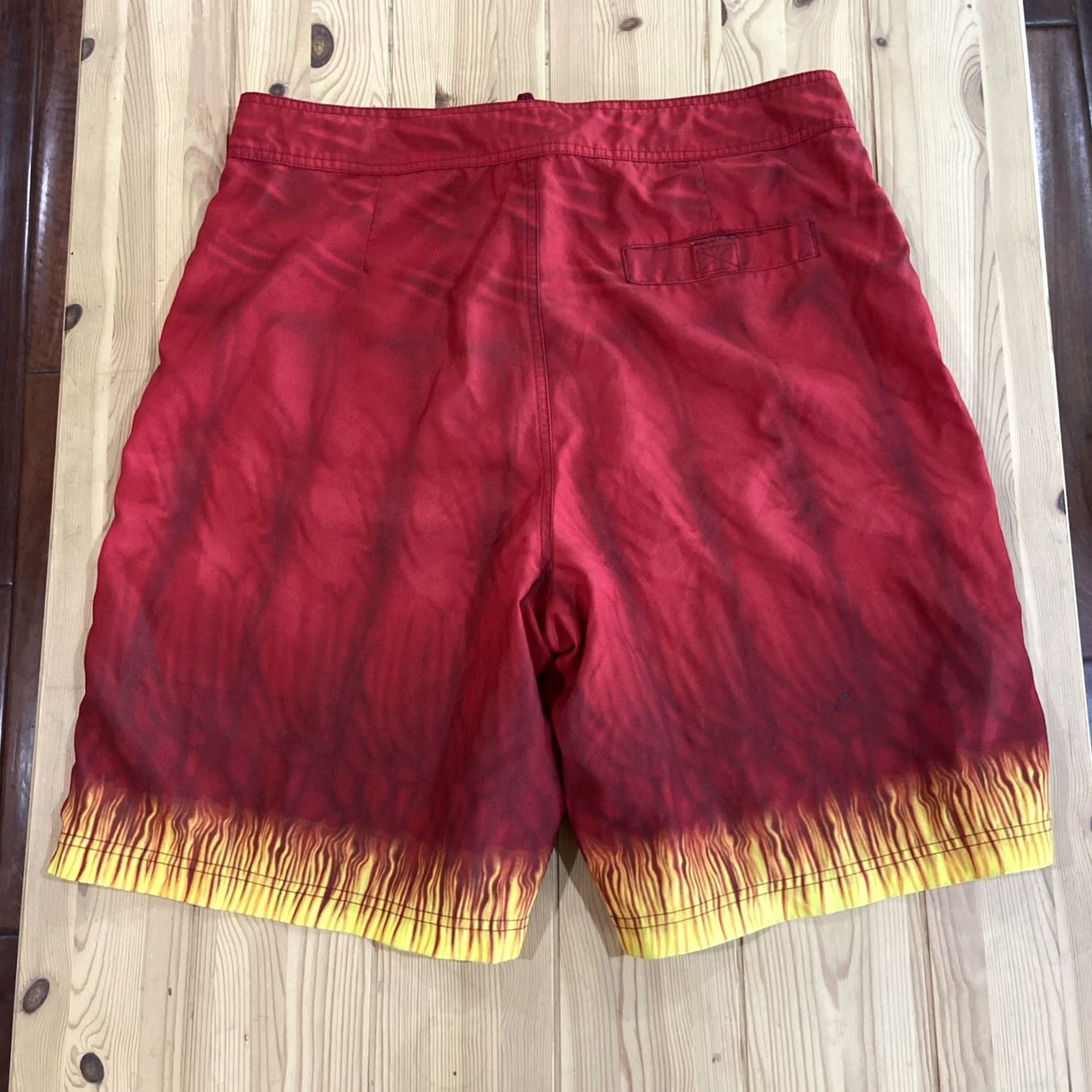 Vintage Utility 86 Board Shorts Bottom Men 36 Red Surf Trunks Pockets Drawstring Lightweight 90s Beach Retro Y2K Size US 36 / EU 52 - 7 Thumbnail