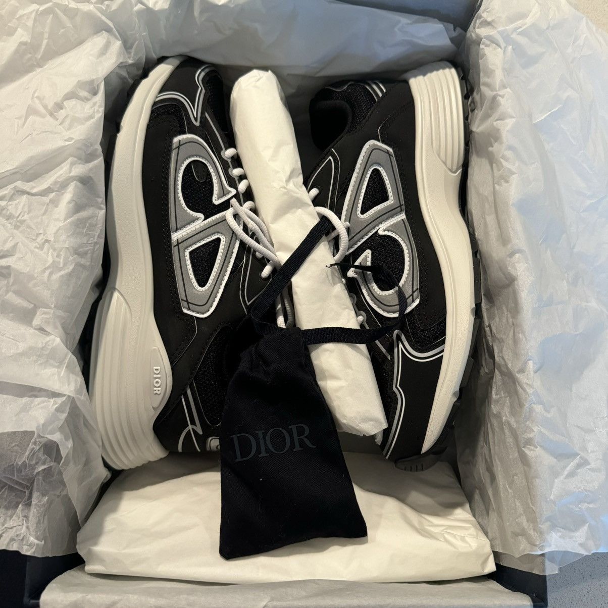 Dior B30 BlackWhite