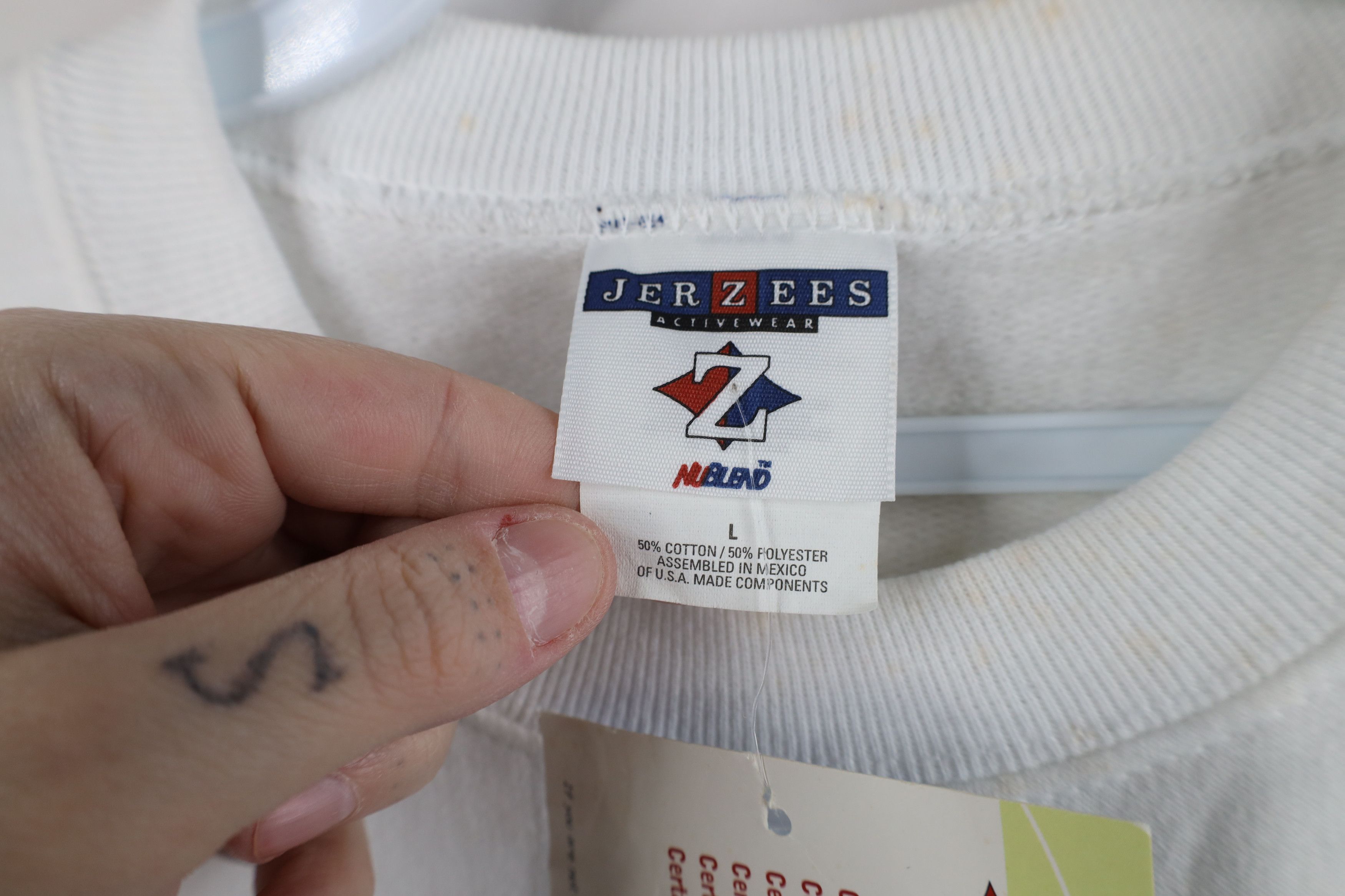 Vintage Deadstock Vintage 90s Streetwear Crewneck Sweatshirt White Size US L / EU 52-54 / 3 - 8 Thumbnail