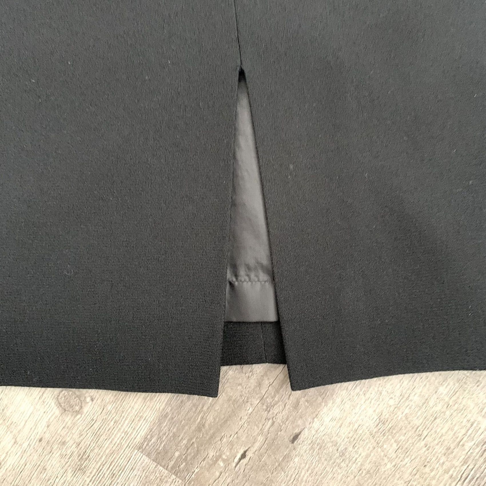 Jones New York Jones New York Skirt Womens 10 Solid Black Triacetate Lined Pencil Knee Length Zip Slit Vintage No Size 32" / US 10 / IT 46 - 5 Thumbnail