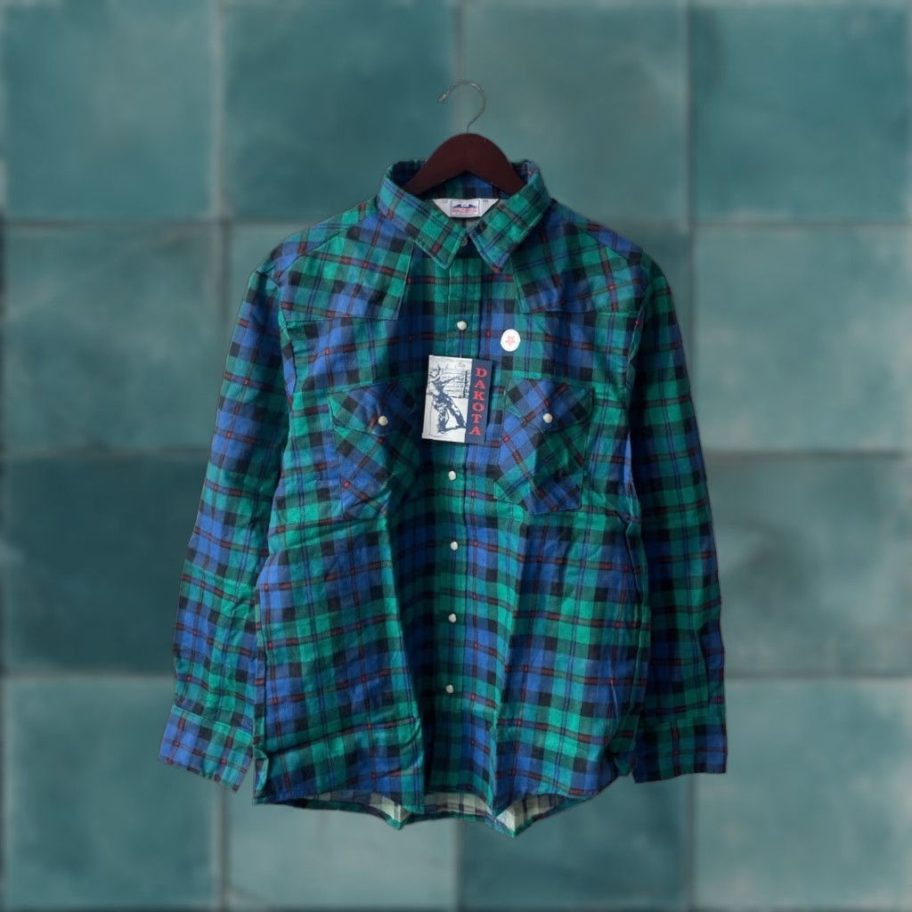 Vintage VINTAGE Five Brother Shirt Dakota Plaid Flannel Mens 2XL NOS NWT USA Made Blue Pearlized Snaps Size US XXL / EU 58 / 5 - 1 Thumbnail