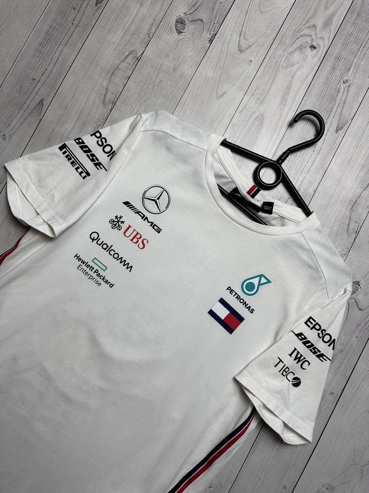 Mercedes-Benz × Vintage Vintage Mercedes Benz racing Petronas size S AMG Size US S / EU 44-46 / 1 - 2 Thumbnail