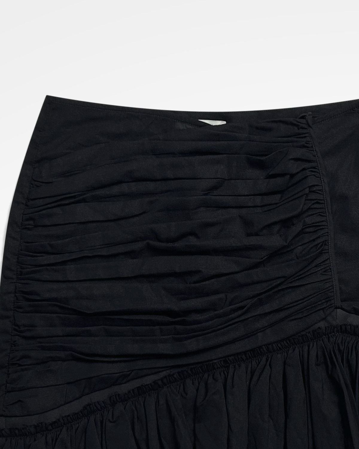 Nensi Dojaka Nensi Dojaka, AW22 Asymmetric Ruched Mini Skirt Size 30" / US 8 / IT 44 - 4 Thumbnail