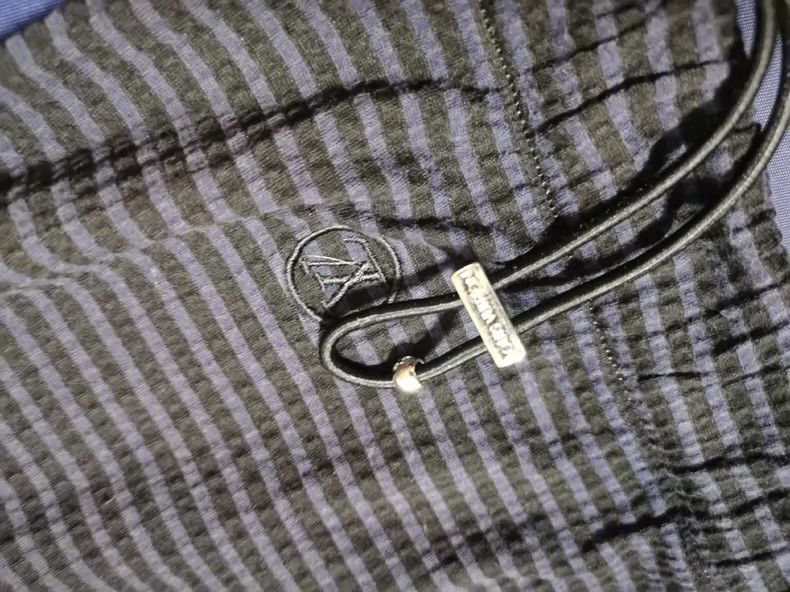 Louis Vuitton Louis Vuitton Striped Navy T-Shirt Size US L / EU 52-54 / 3 - 4 Thumbnail