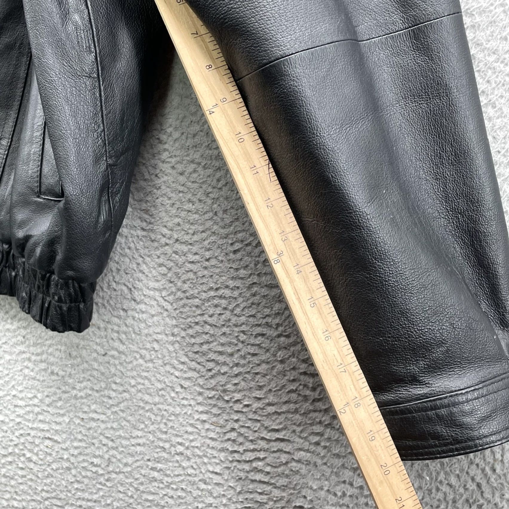 Vintage VINTAGE Northcrest 100% Leather Bomber Jacket Men XL Insulated Flight Streetwear Black Leather Bomber Jacket Mens XL 90s Theme Size US XL / EU 56 / 4 - 6 Thumbnail