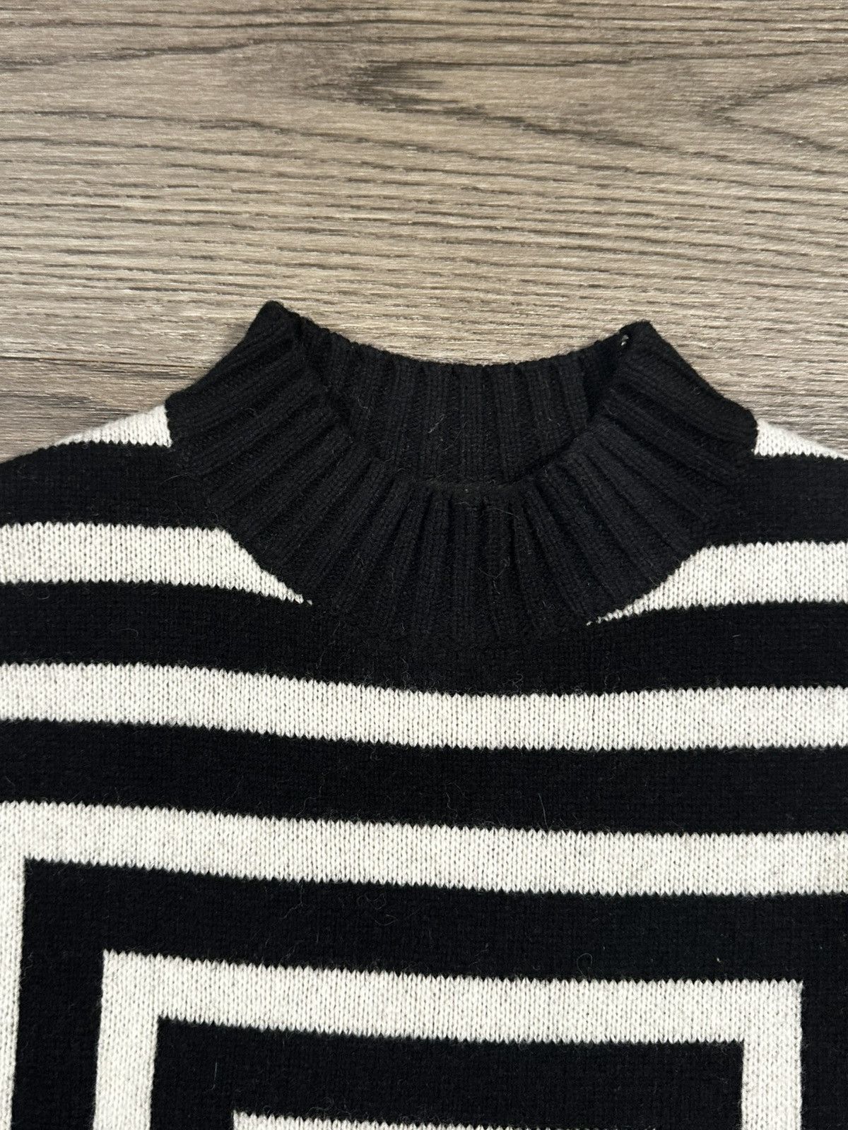 Levi's Vintage Clothing Vintage Levi’s Knit Sweater Size US M / EU 48-50 / 2 - 2 Thumbnail