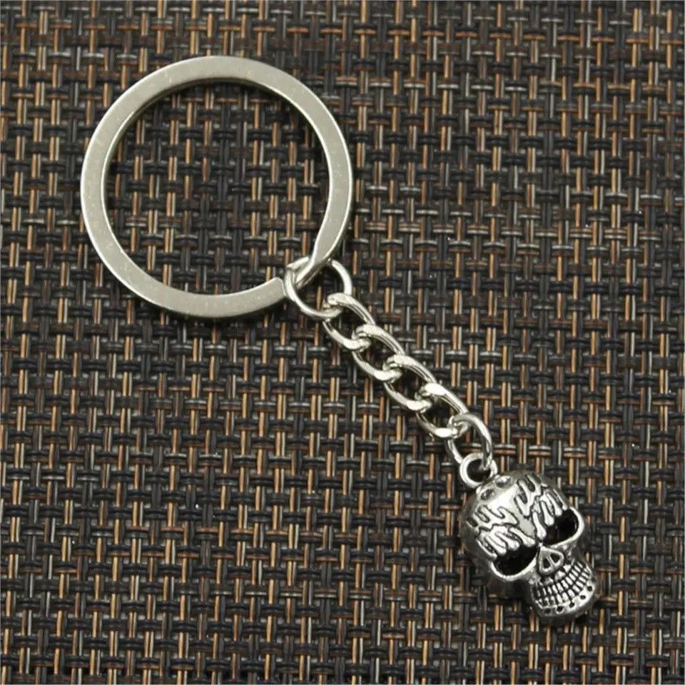 Vintage Retro Silver Head Skull Keychain Size ONE SIZE - 3 Thumbnail