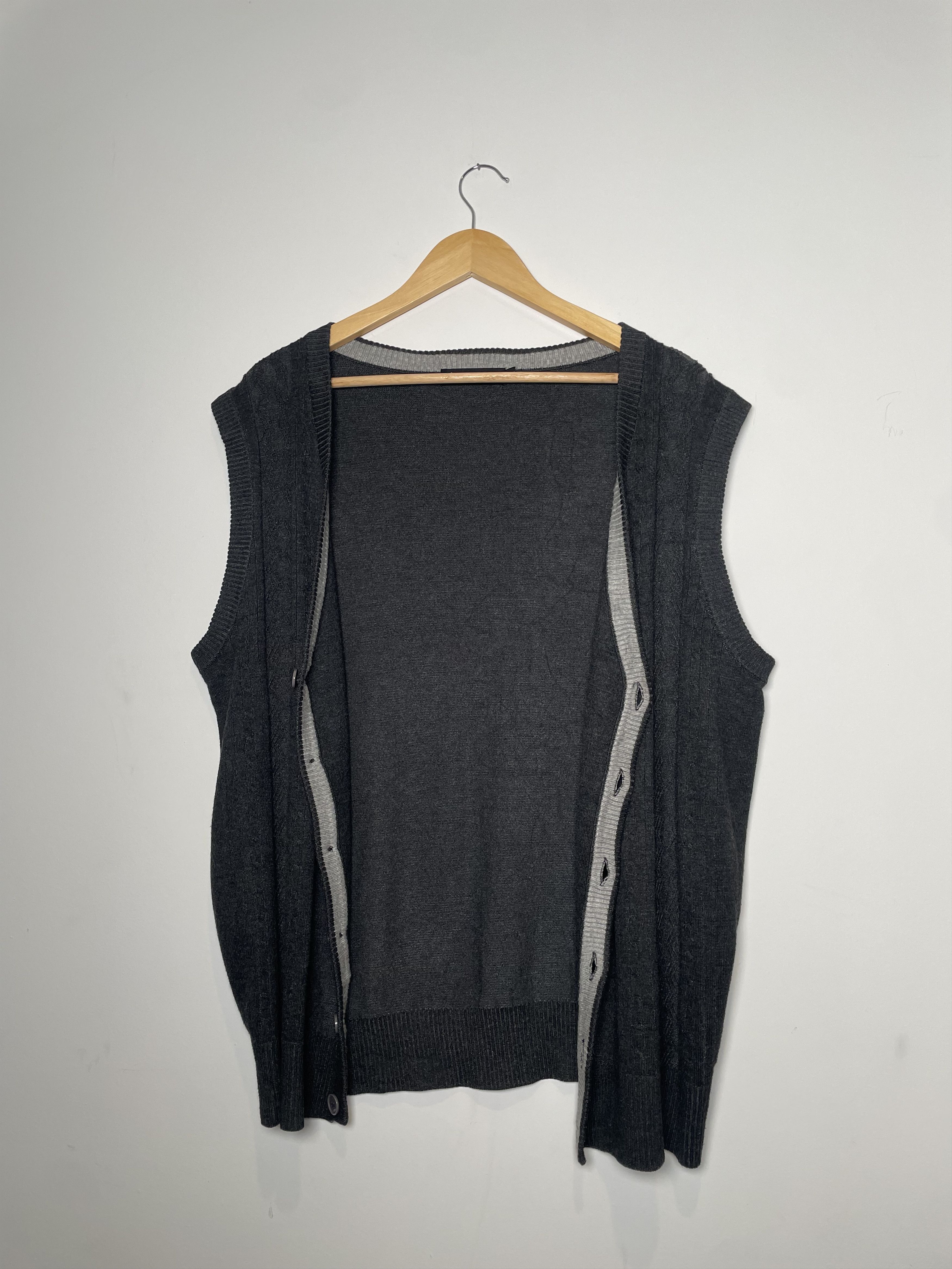 Other Sergio Louis L Charcoal Grey Knit Sweater Vest Size US L / EU 52-54 / 3 - 5 Thumbnail
