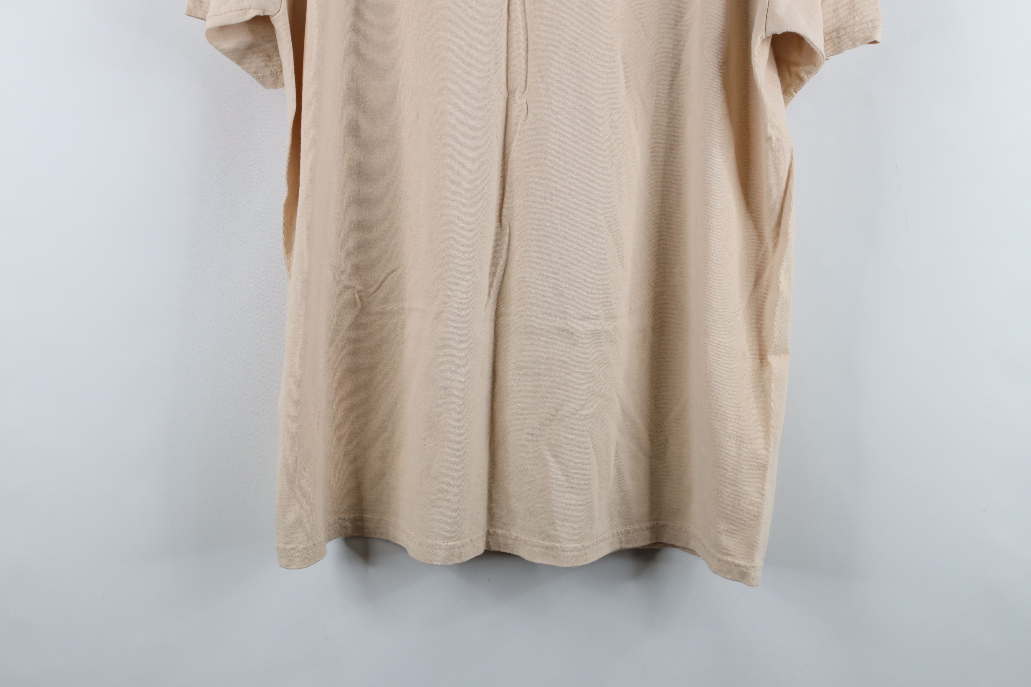 Vintage Vintage 90s Spell Out BP Oil Refinery Short Sleeve T-Shirt Size US L / EU 52-54 / 3 - 13 Thumbnail