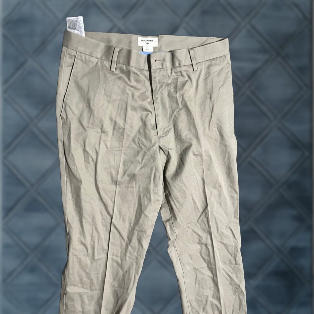 Dockers DOCKERS Pants Flat Front Straight Regular Men 34x30 Beige Chino Classic Belt Loops Cotton Lounge/Workwear Size US 34 / EU 50 - 1 Thumbnail