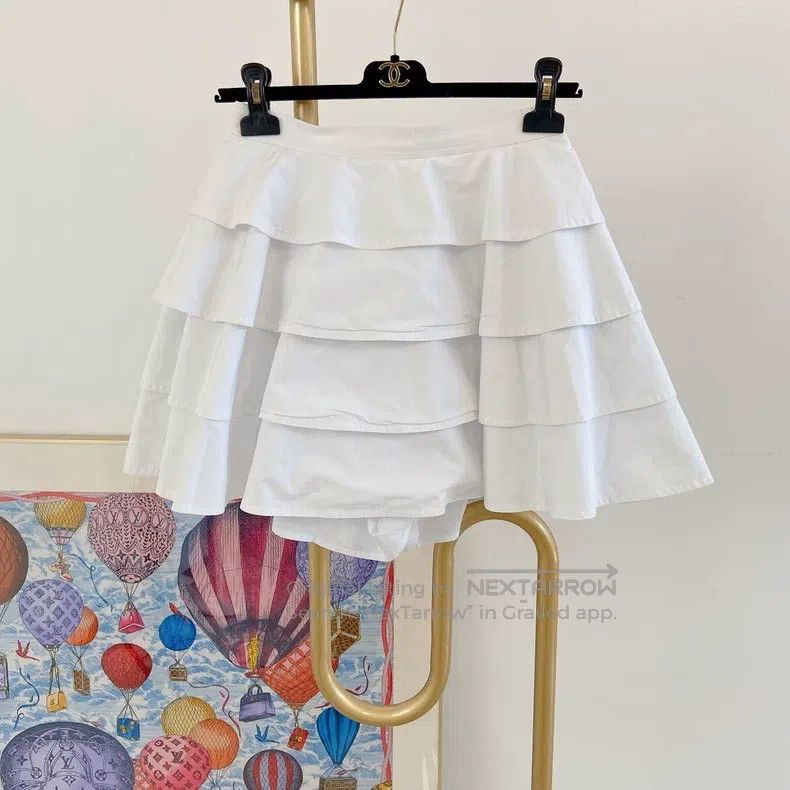 Louis Vuitton Louis Vuitton Cake skirt Size 39" - 1 Thumbnail