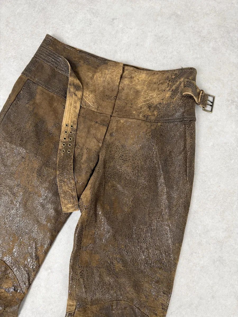 Roberto Cavalli AW2000 Roberto Cavalli Brown Eroded Leather Burnt Pants Size 26" / US 2 / IT 38 - 15 Thumbnail