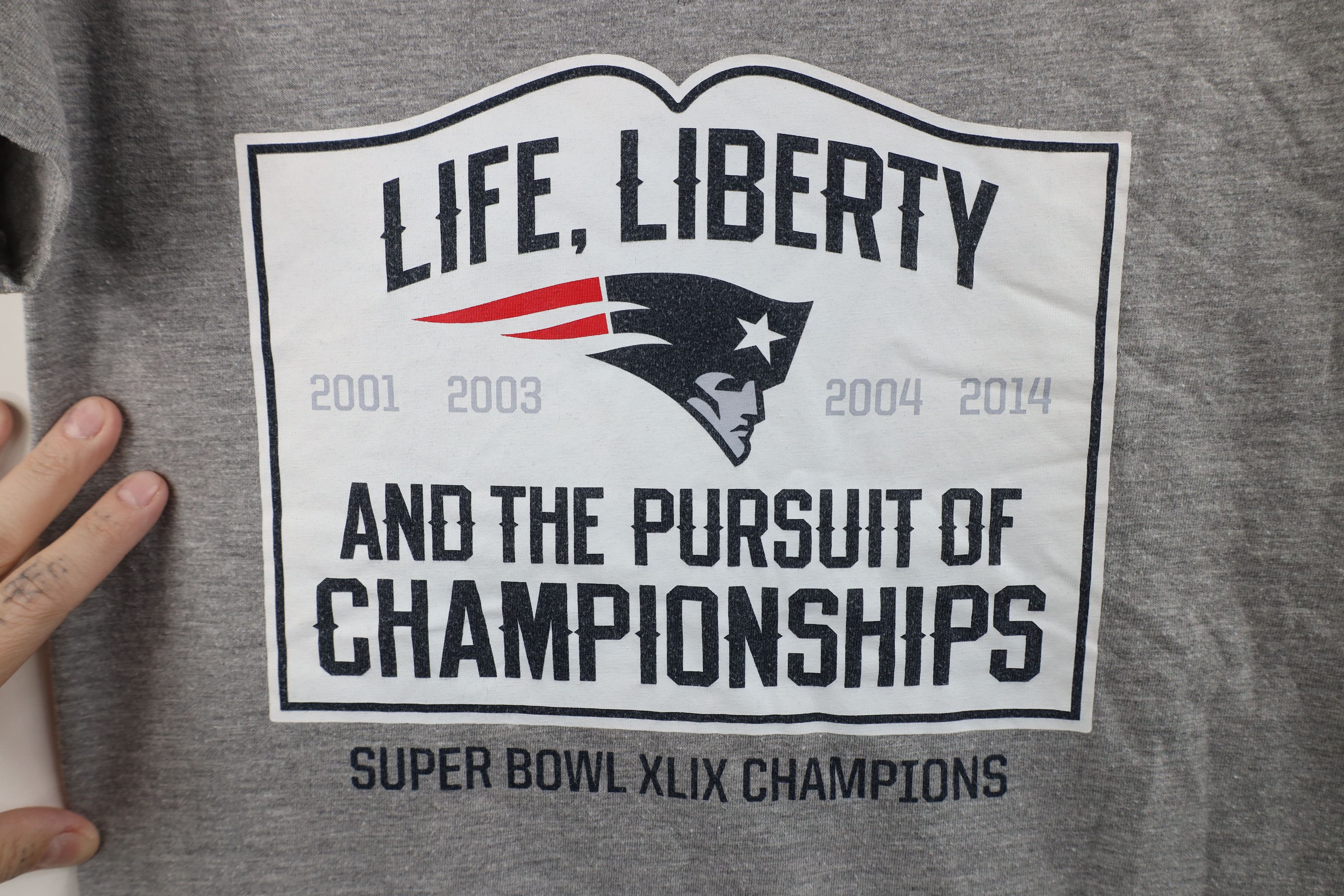 Nike Nike Super New England Patriots Football V-Neck T-Shirt Size XL / US 12-14 / IT 48-50 - 6 Thumbnail
