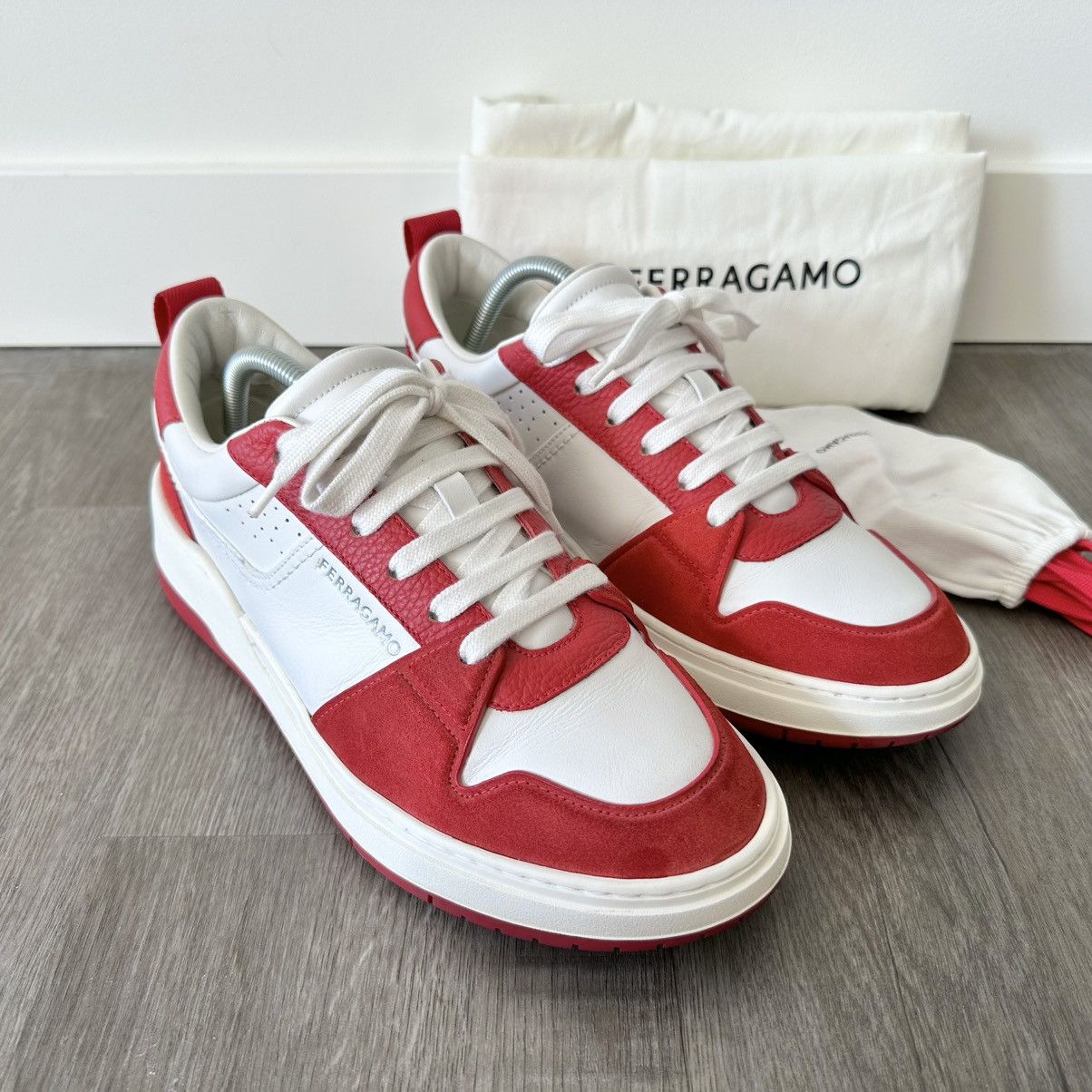 Sneaker in Red Suede/Leather