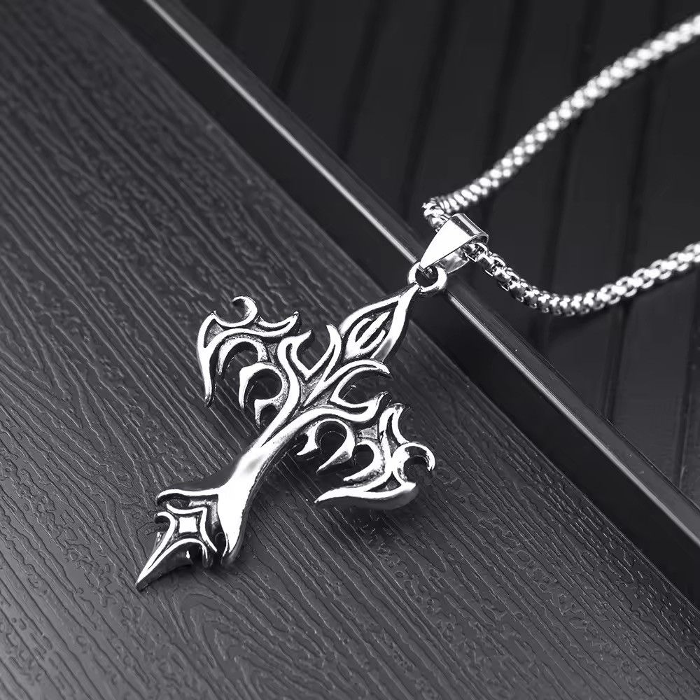 Jewelry Flame Retro Pendant Necklace Size ONE SIZE - 3 Thumbnail