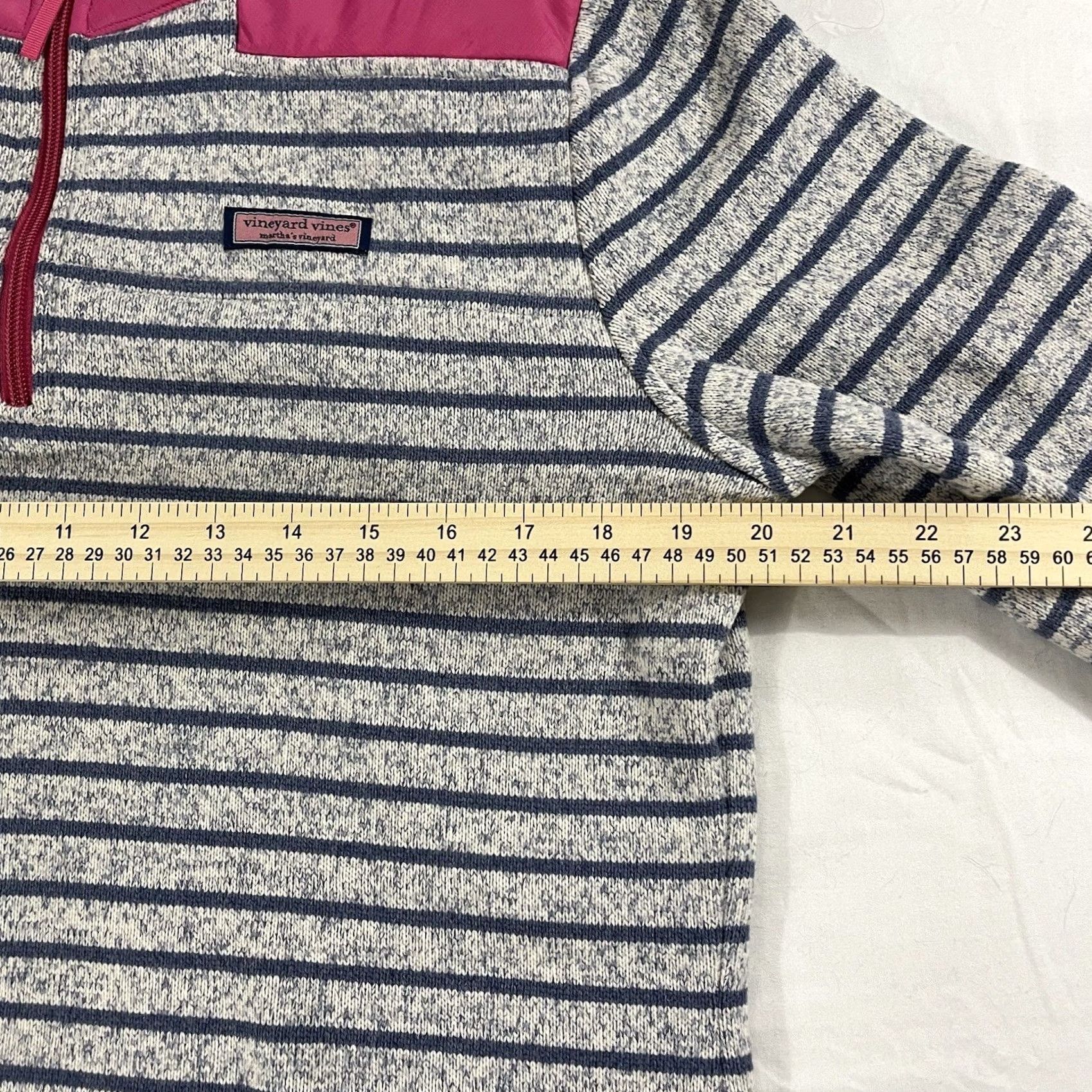 Vineyard Vines Vineyard Vines Women's M 1/4 Zip Sweater Logo Gray Stripes Mock Neck Pullover NY? Actually. Size M / US 6-8 / IT 42-44 - 5 Thumbnail