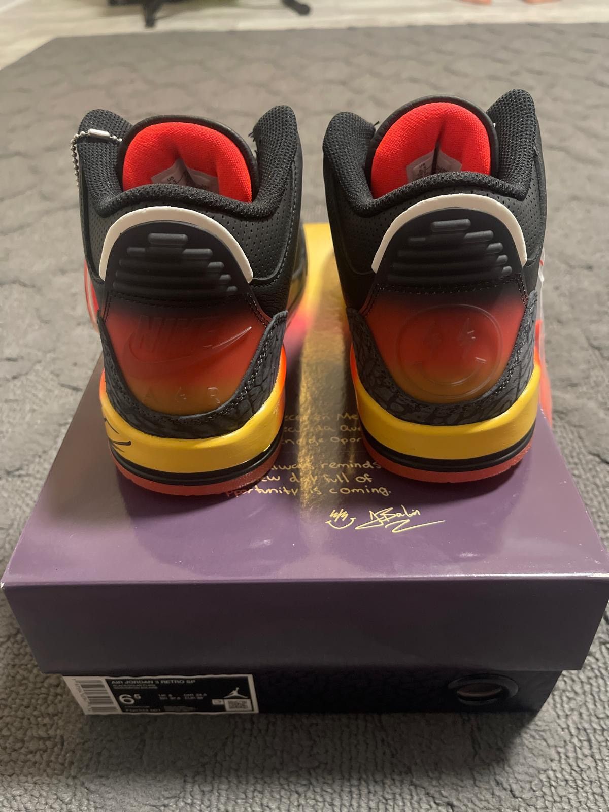 Jordan Brand JORDAN 3 RETRO J BALVIN RIO Size 6.5 signing by J balvin Size US 6.5 / EU 39-40 - 6 Thumbnail