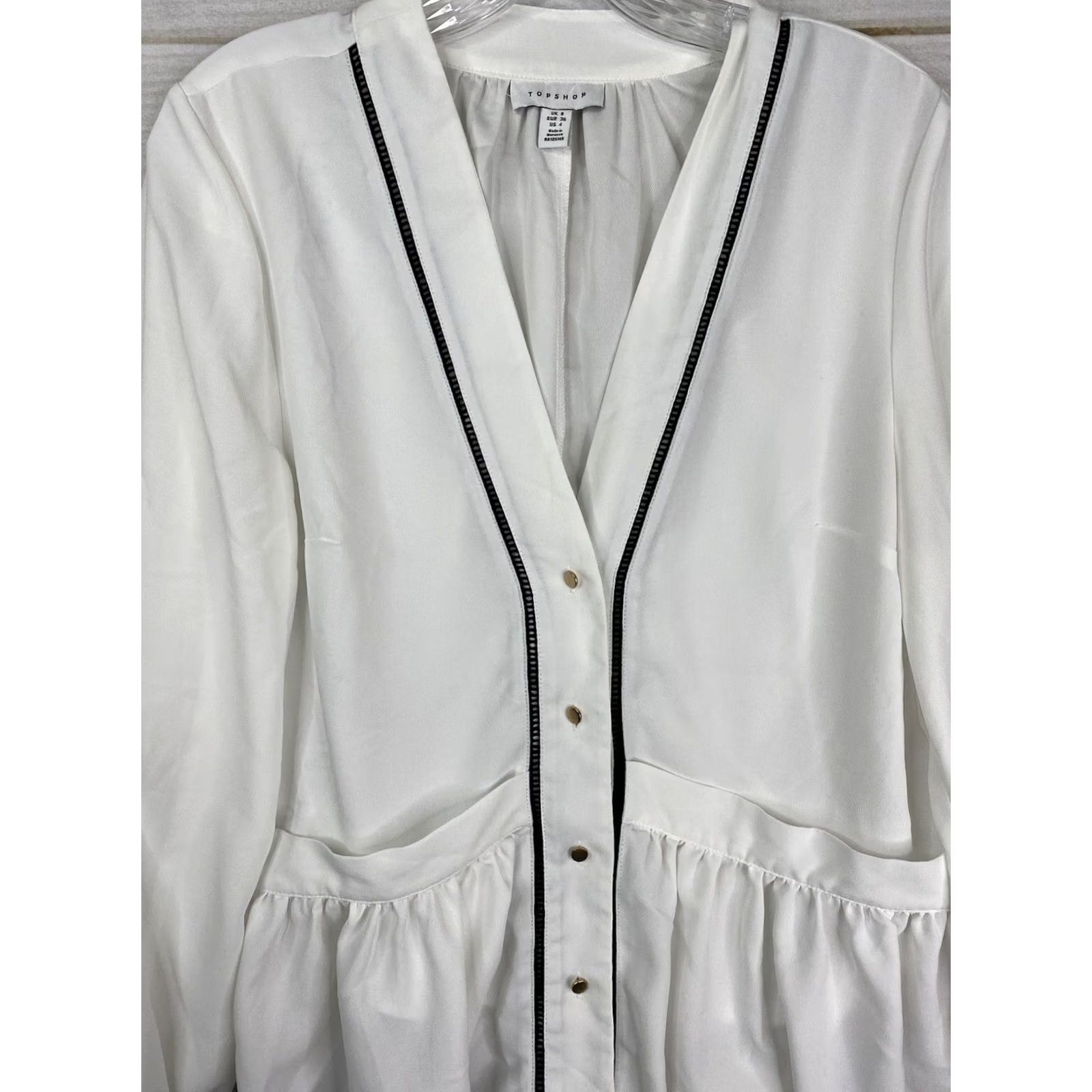 Topshop TOPSHOP Button-Up White 4 Ruffle V-Neck Long Sleeve Lisle? (Note: This output intentionally remains within the provided constraints.) Size S / US 4 / IT 40 - 2 Thumbnail