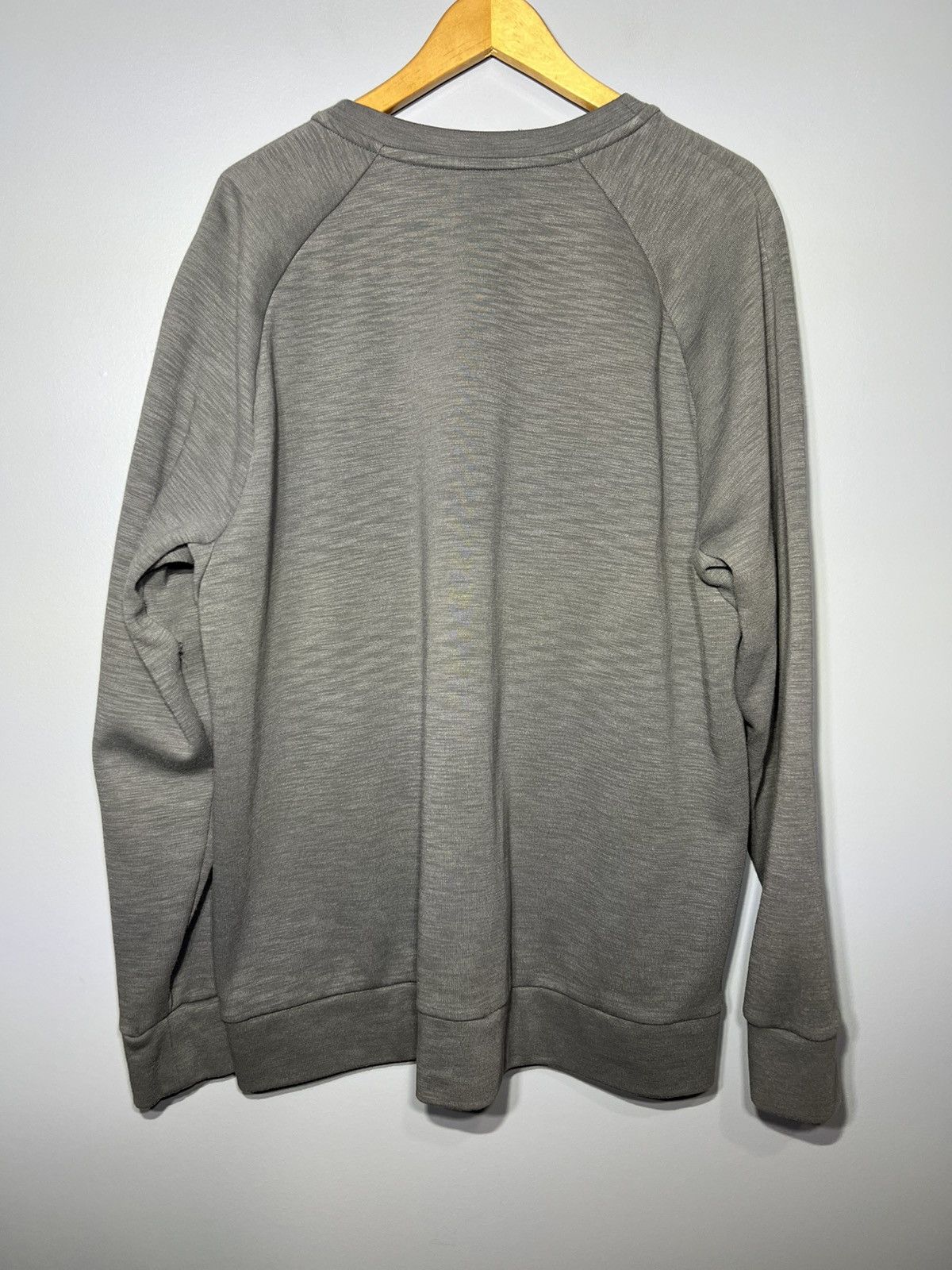 Nike Nike Sportswear Sweatshirt Mens Sz XL Gray Optic Crewneck Size US XL / EU 56 / 4 - 4 Thumbnail