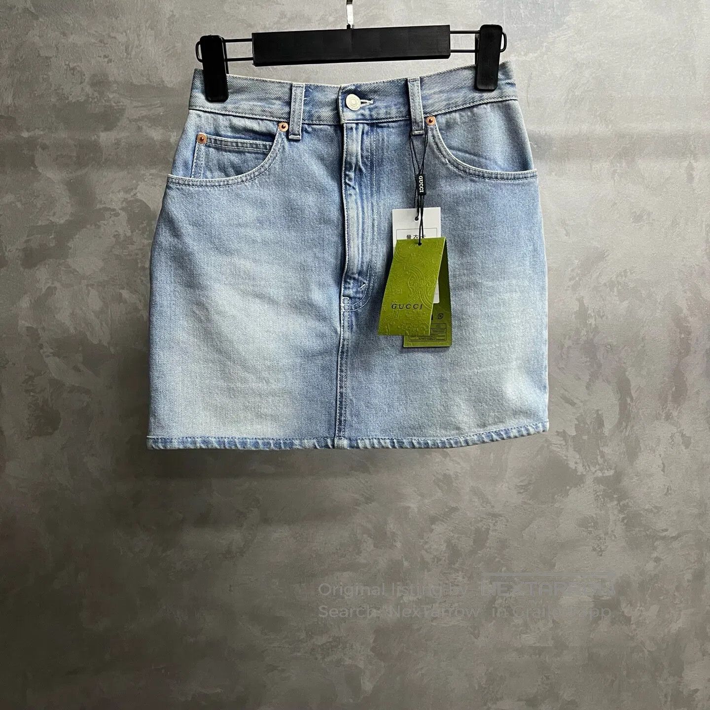 Gucci Guicci size 36 Blue solid-colored mid-waisted straight-leg Size 26" / US 2 / IT 38 - 1 Thumbnail