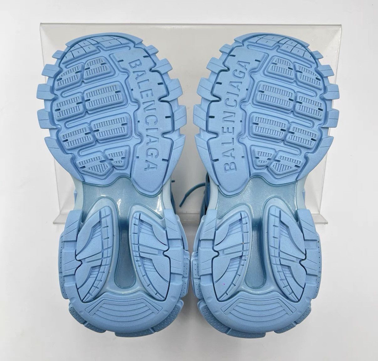 Balenciaga Balenciaga Ice Blue Track Dad Sneakers K12 Size US 7 / IT 37 - 4 Thumbnail