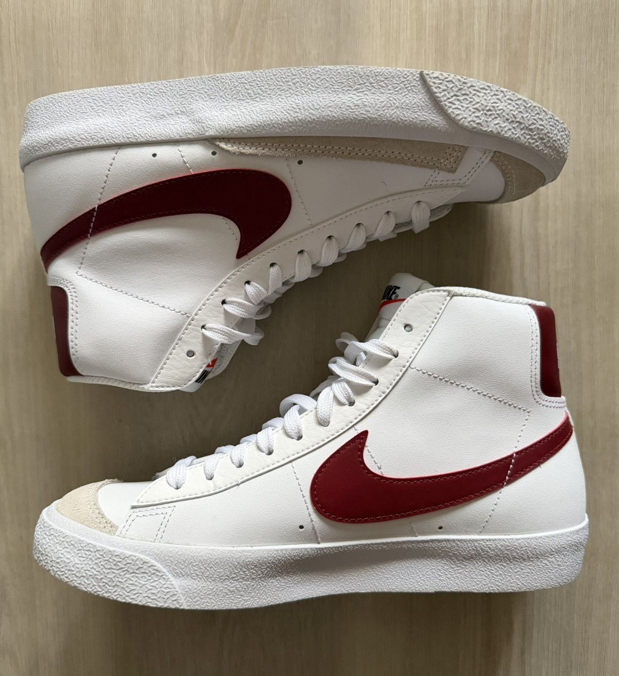 Nike Nike Blazer Mid ‘77 White/Burgundy Sneakers SZ 6.5 Y- 8 W Size US 6.5 / EU 39-40 - 2 Thumbnail