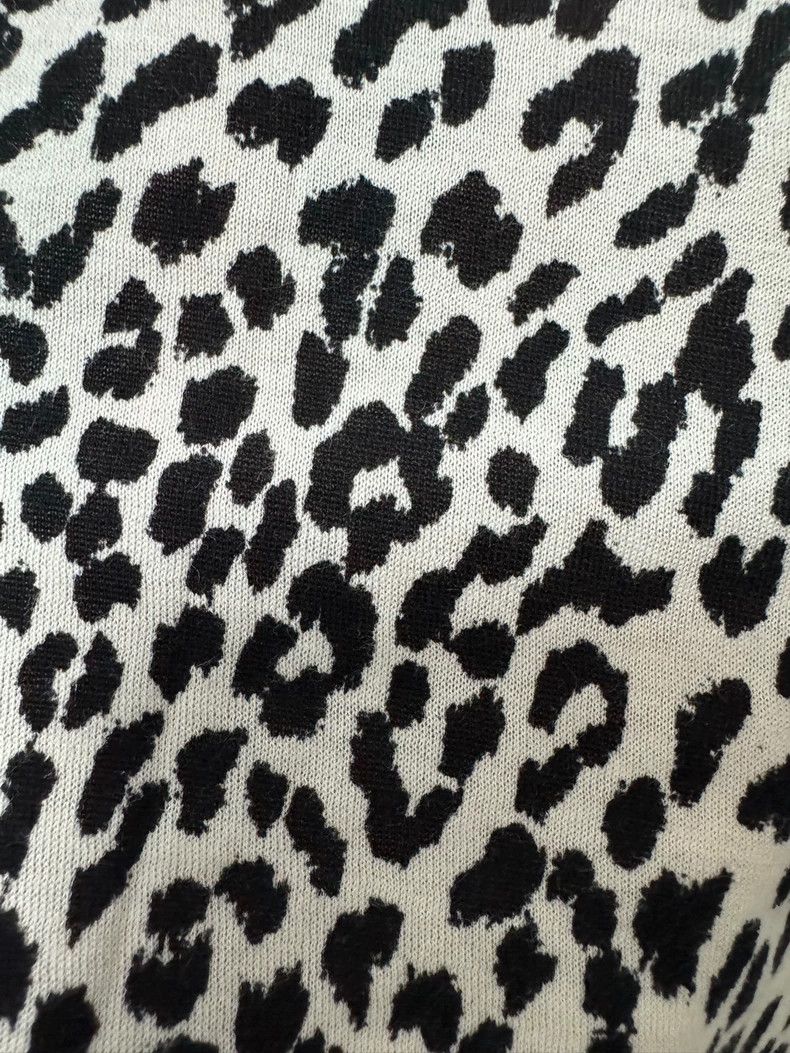 Saint Laurent Paris saint Laurent paris15ss full printed white leopard print s Size US L / EU 52-54 / 3 - 3 Thumbnail