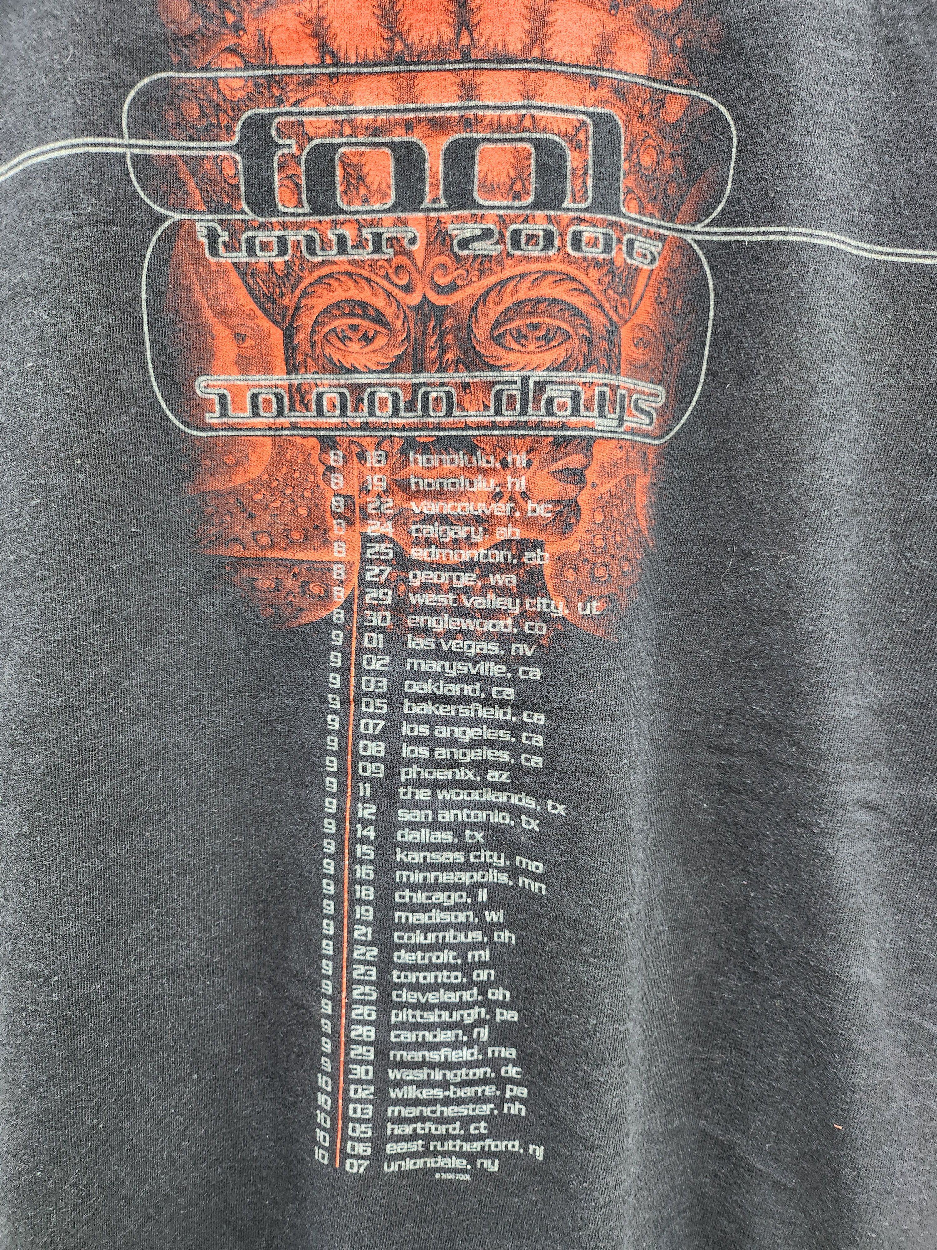 Band Tees × Vintage Tool 2006 10000 Days Tour 00s y2k vintage rare t shirt S Size US S / EU 44-46 / 1 - 8 Thumbnail