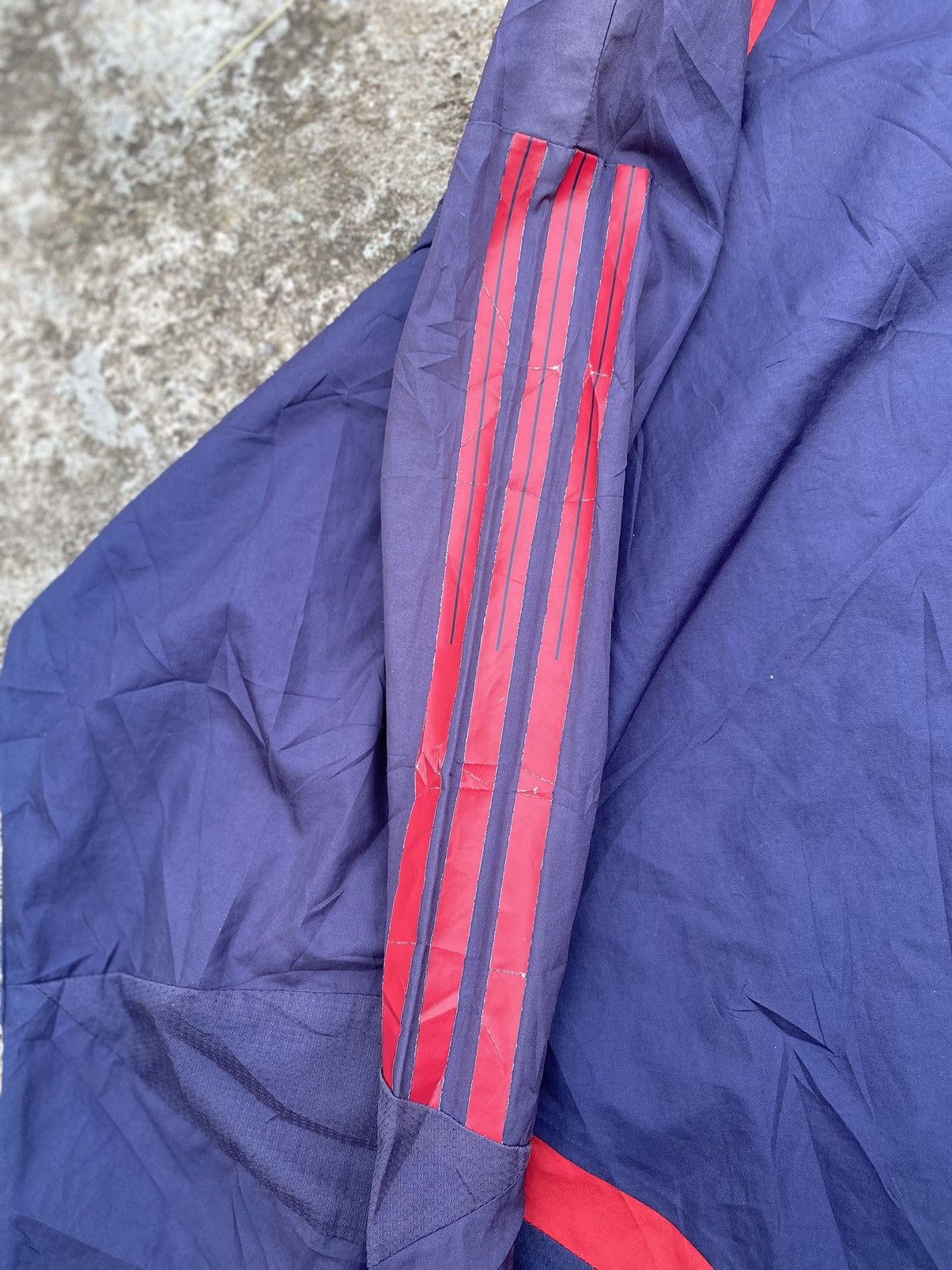 Adidas Vintage Adidas Pullover Windbreaker Size US L / EU 52-54 / 3 - 7 Thumbnail