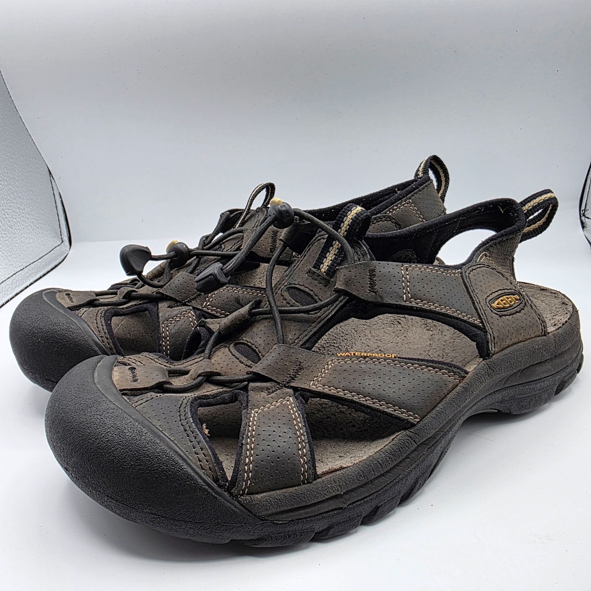 KEEN Keen H2 Mens Size 8 Gray Closed Toe Sandals Waterproof Casua Size US 8 / EU 41 - 4 Thumbnail