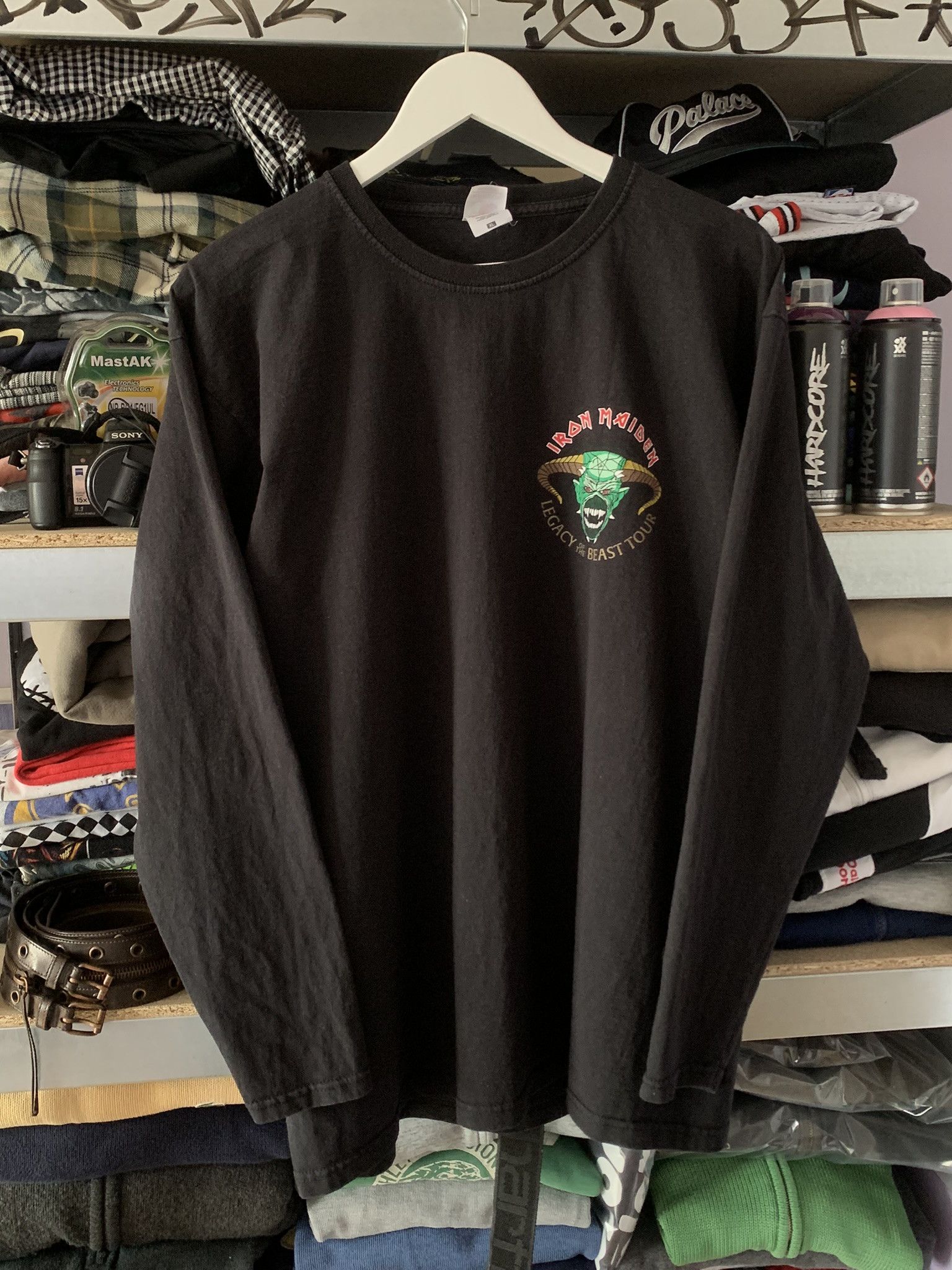 Fruit Of The Loom Iron Maiden LEGACY OF THE BEAST Tour Merch Long Sleeve Size US XL / EU 56 / 4 - 2 Thumbnail