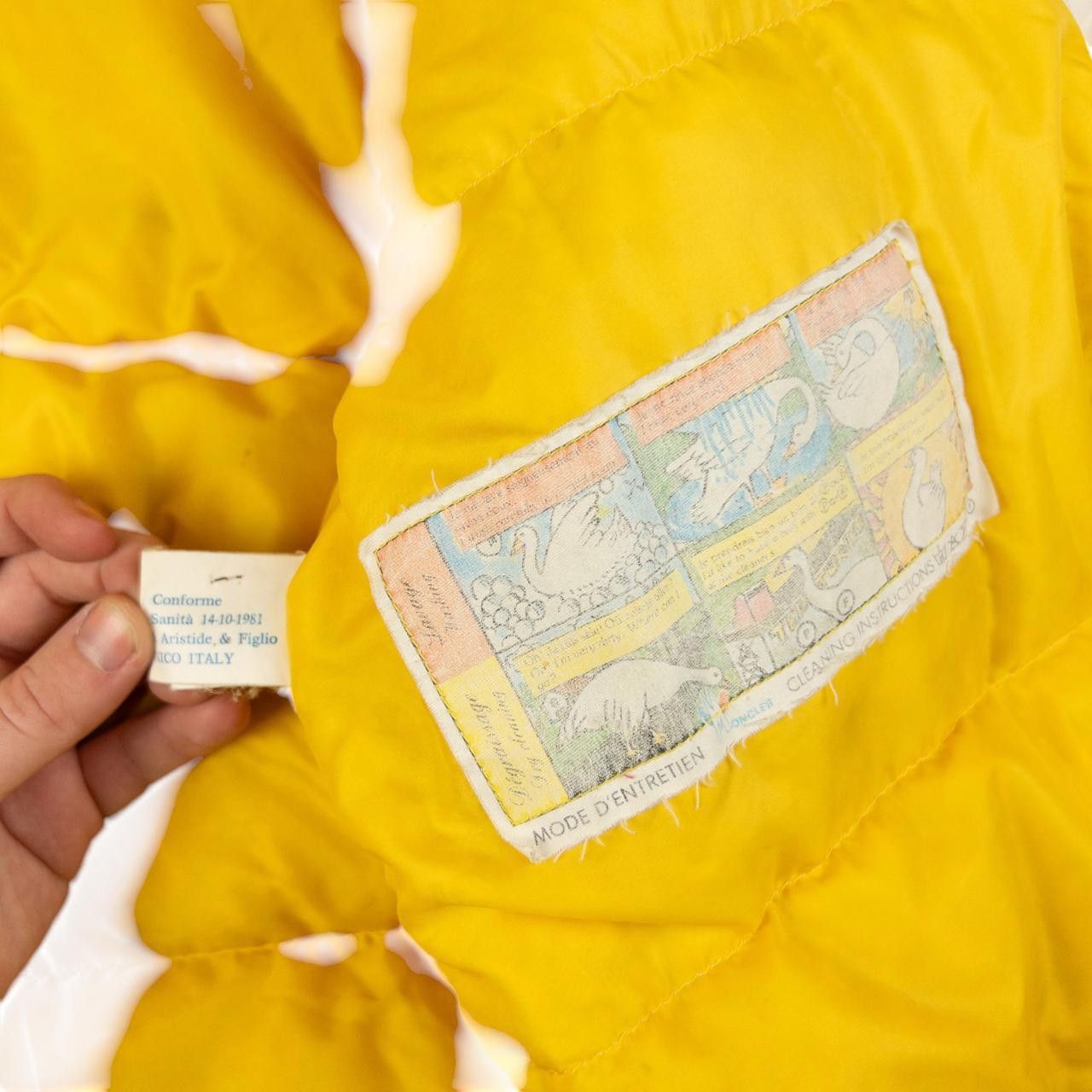 Moncler Vintage Moncler Zip Up Padded Jacket Size L Size US L / EU 52-54 / 3 - 8 Thumbnail
