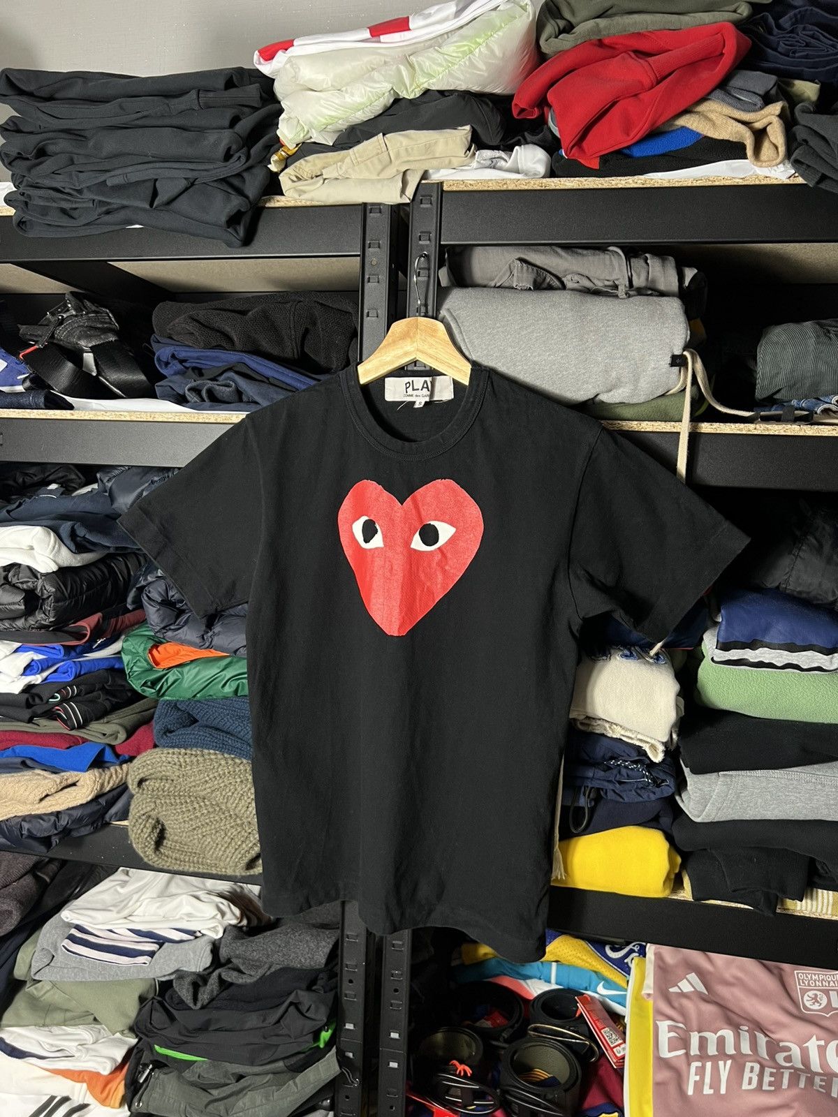Comme des Garcons CDG Comme des Garçons Play Black T-Shirt Red Heart Logo Size US S / EU 44-46 / 1 - 1 Thumbnail