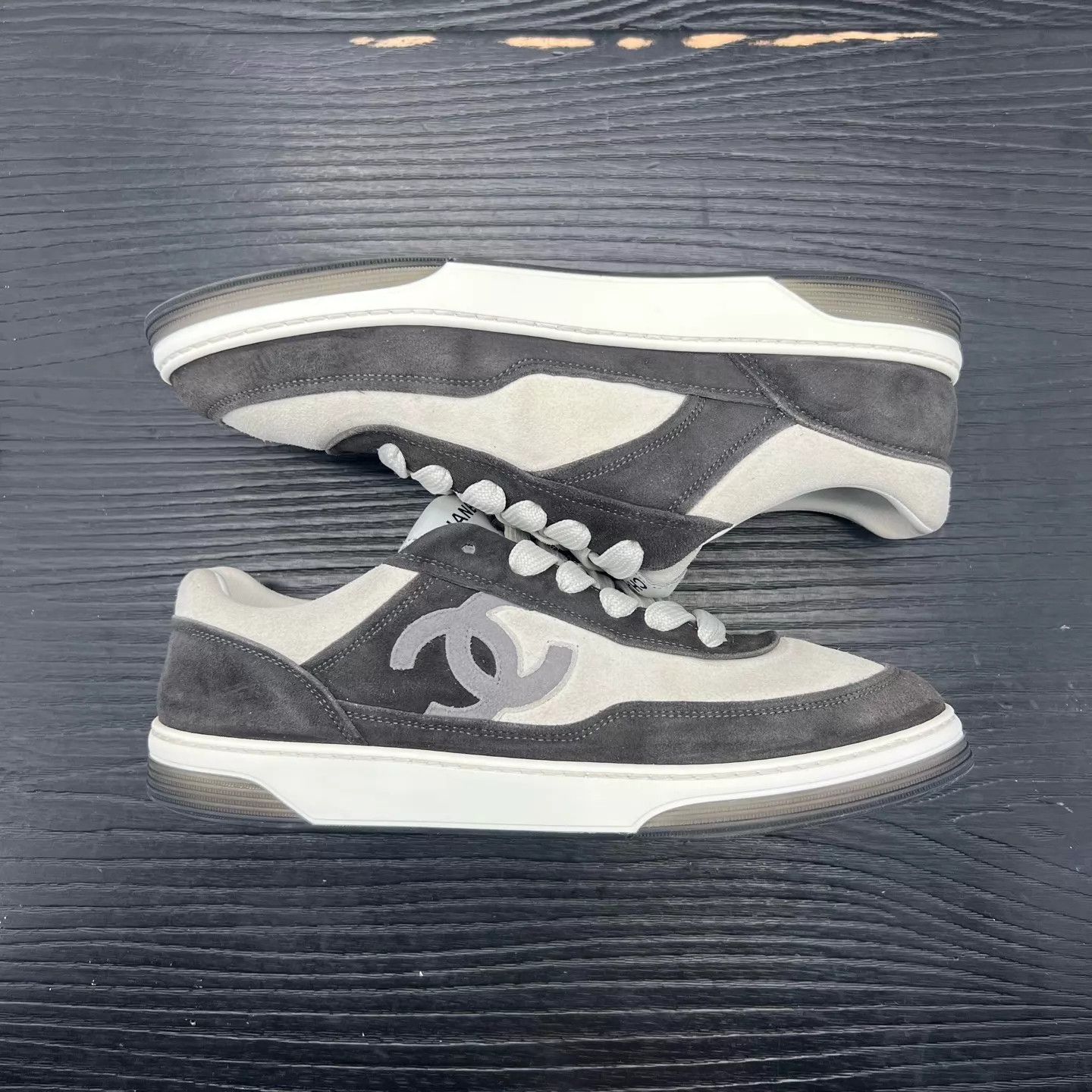 Chanel Chanel 23P Women's Black/White/Gray Low-Top Sneakers 40 Size US 9.5 / IT 39.5 - 7 Thumbnail