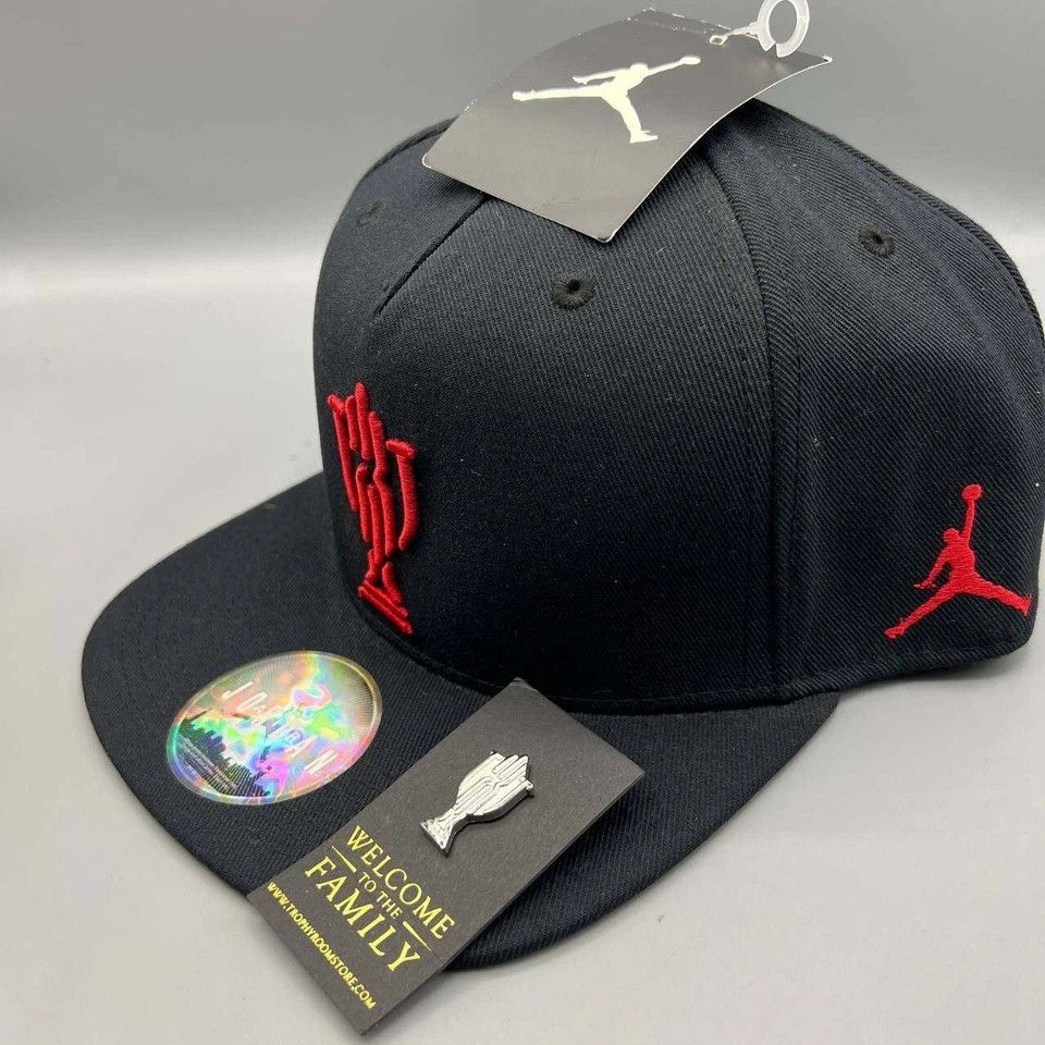Jordan Brand Air Jordan Hat Men Trophy Room Red Logo Snap Back with Pin Size ONE SIZE - 3 Thumbnail