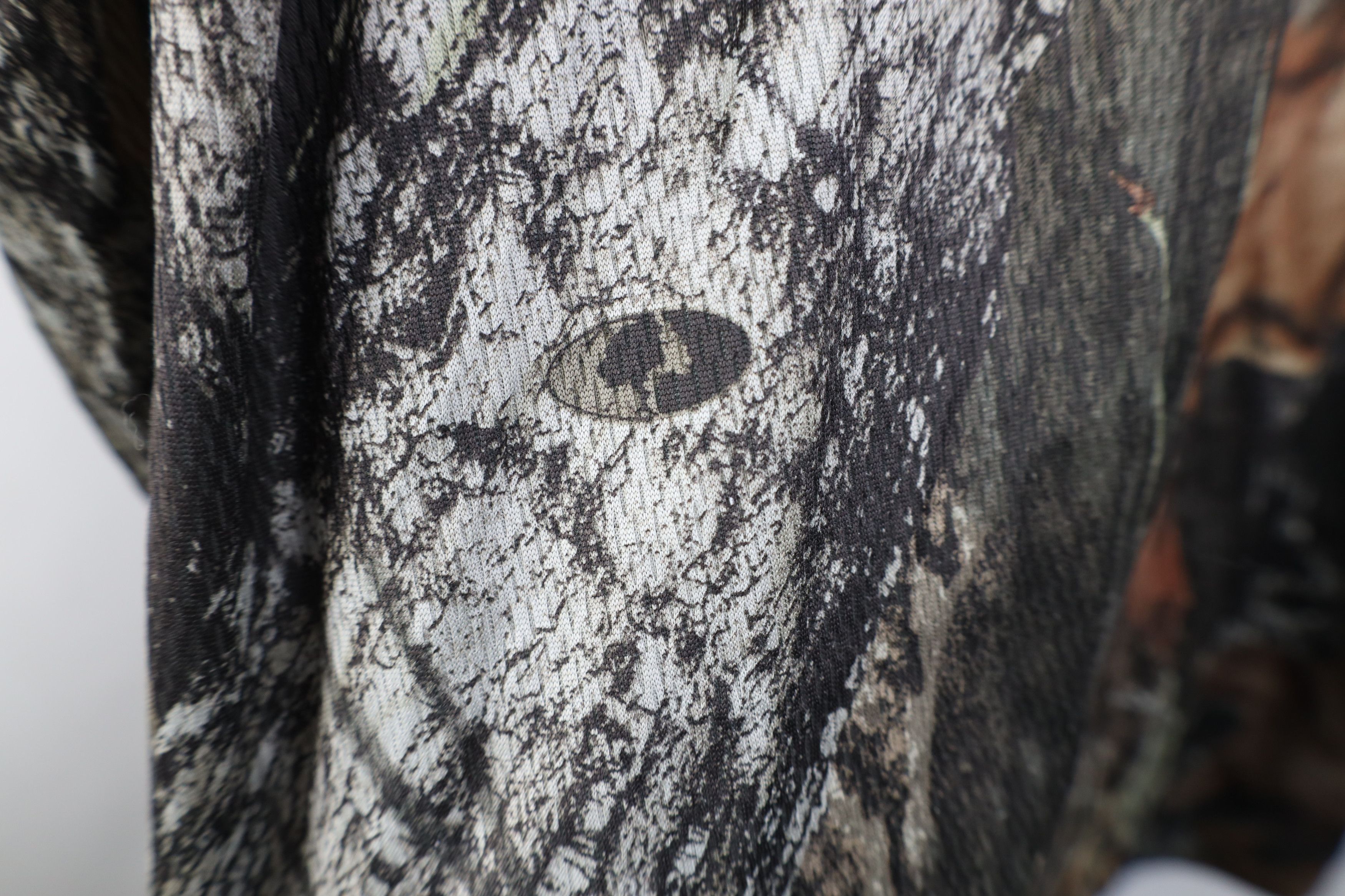 Vintage Vintage Y2K Streetwear Knit Camouflage Collared Button Shirt Size US L / EU 52-54 / 3 - 13 Thumbnail