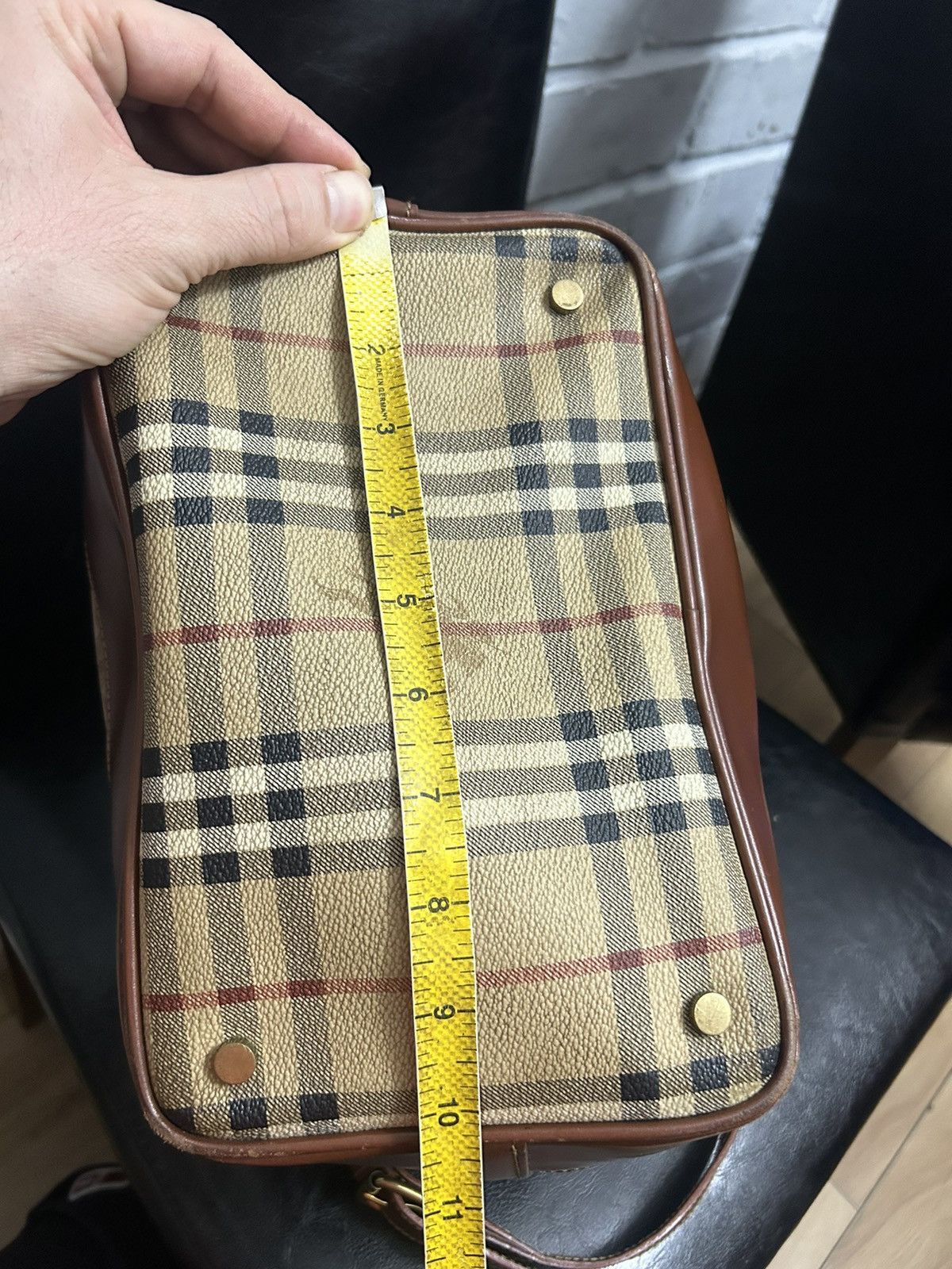Burberry Vintage Burberry Drawstring Bucket Bag Size ONE SIZE - 17 Thumbnail