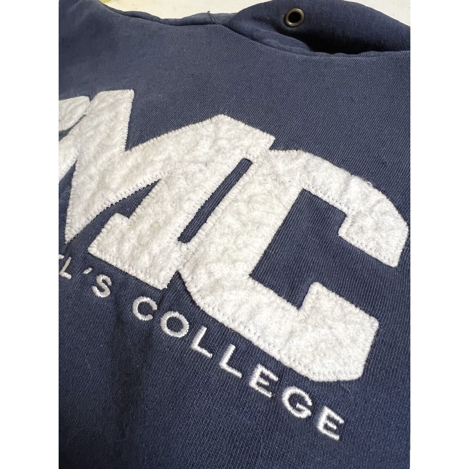 Vintage VINTAGE Saint Michael's College Vermont Blue Hooded Sweatshirt M Blue College Pullover Hooded Sweatshirt Mens USA-style90s Size US M / EU 48-50 / 2 - 5 Thumbnail
