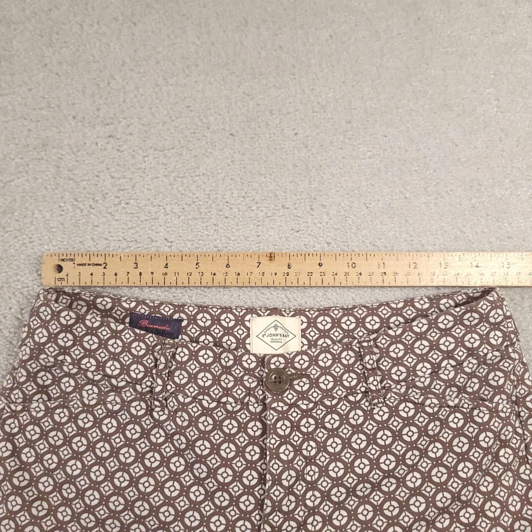 Vintage St. Johns Bay Shorts Bermuda Womens 6 Brown White Geometric Patterned Cotton Spandex Casual Size 28" / US 6 / IT 42 - 6 Thumbnail