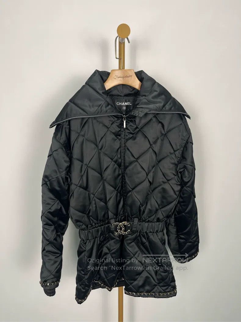 Chanel Black metal buckle logo lapel jacket