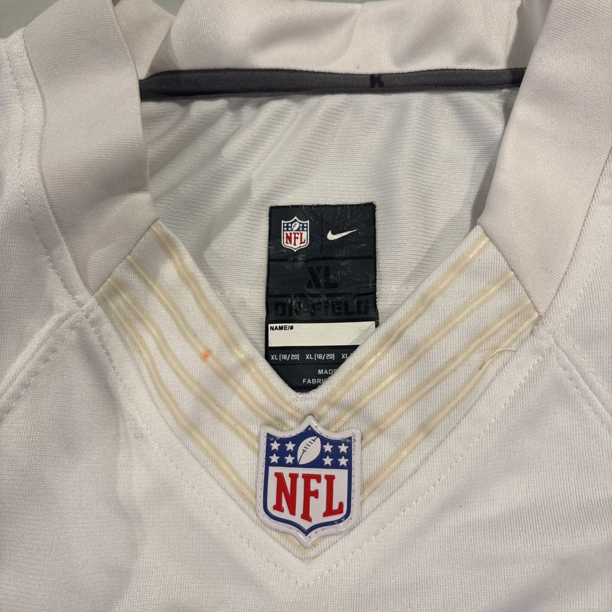Nike SF 49ers Colin Kaepernick Nike Jersey Youth XLarge 18/20 Size US L / EU 52-54 / 3 - 3 Thumbnail