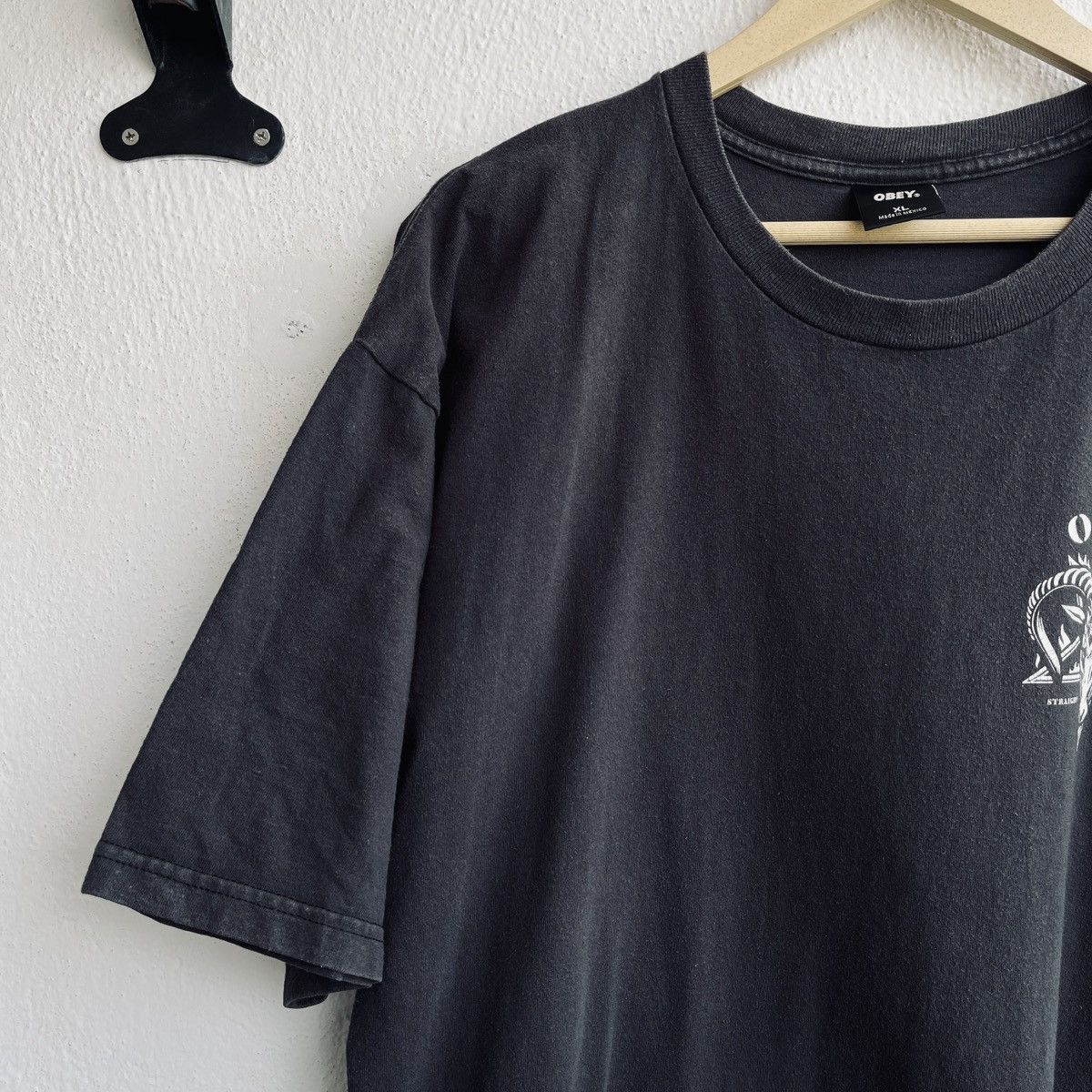 Obey Faded Vintage Y2K Obey Goat Head Straight To Hell TShirt Size US XL / EU 56 / 4 - 5 Thumbnail